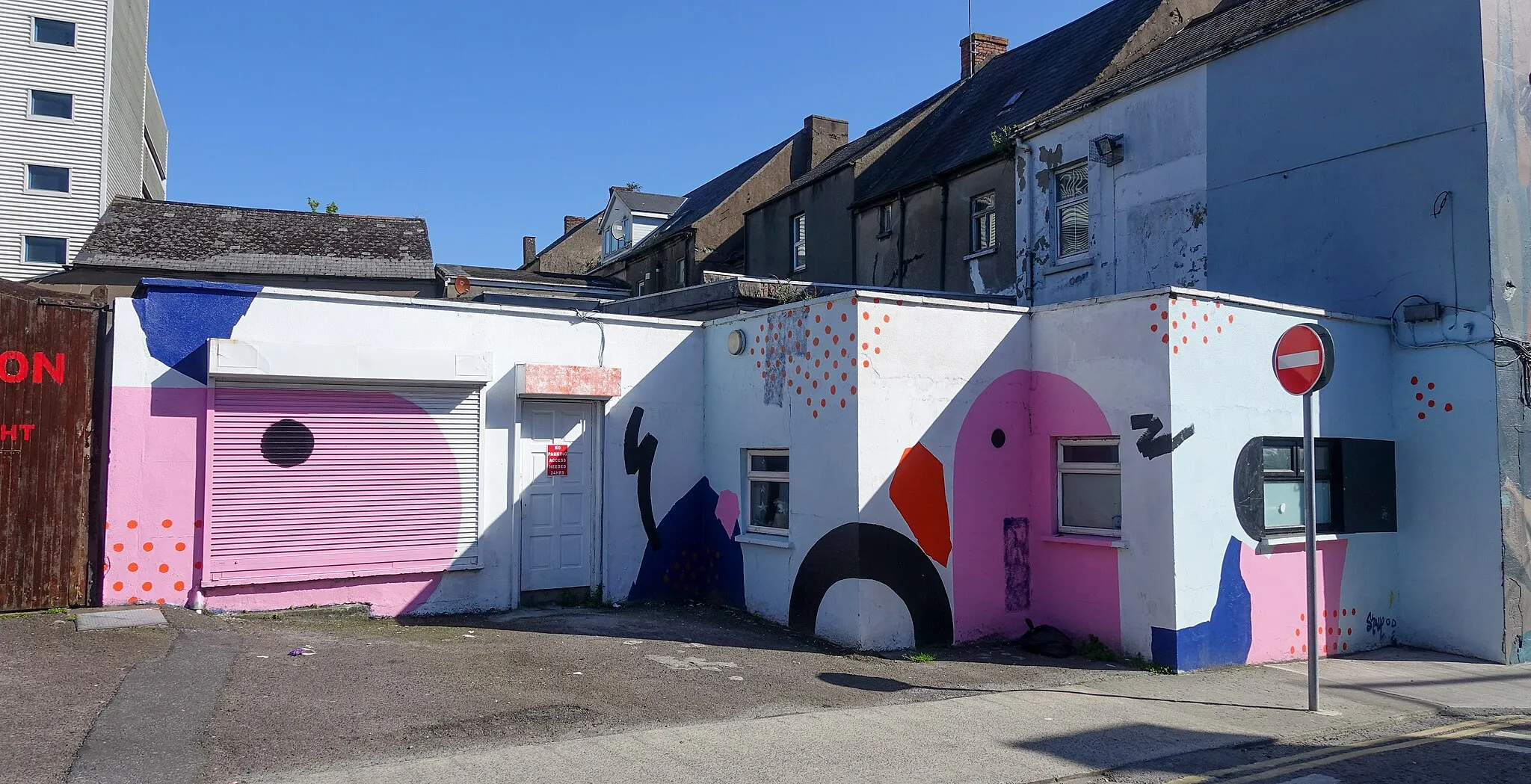 Photo showing: Street art by Shane O'Driscoll for Waterford Walls festival 2018