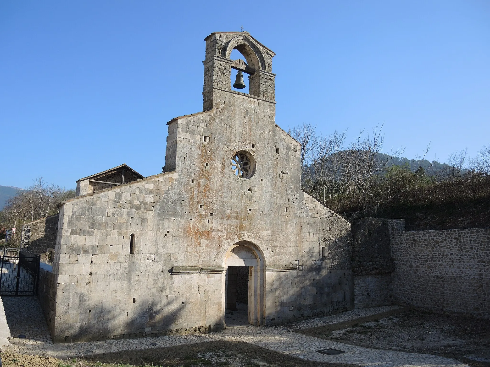 Photo showing: Bussi sul Tirino (PE): Santa Maria di Cartignano