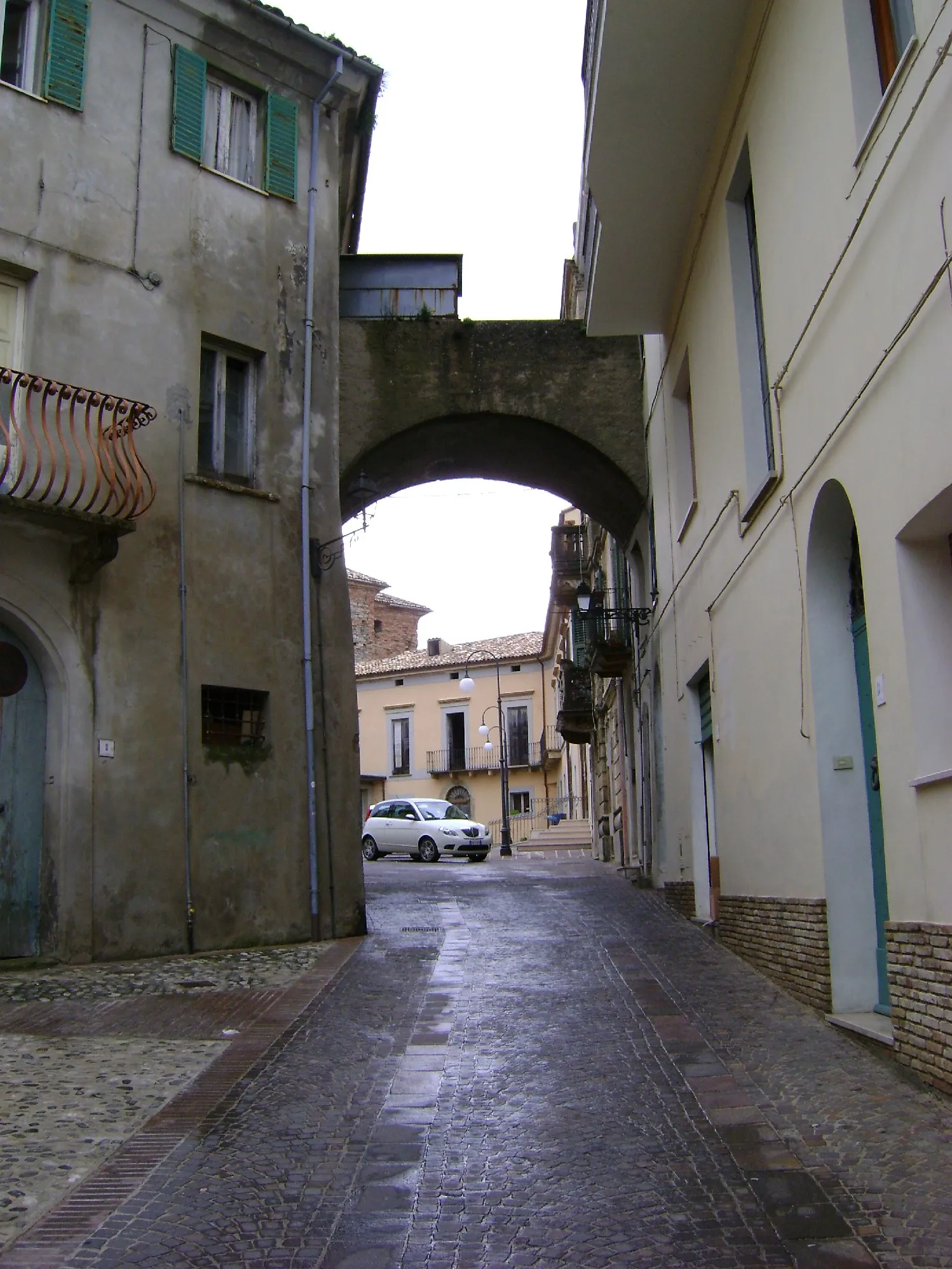 Photo showing: Igino Vergilj square, Castel Frentano, province of Chieti.