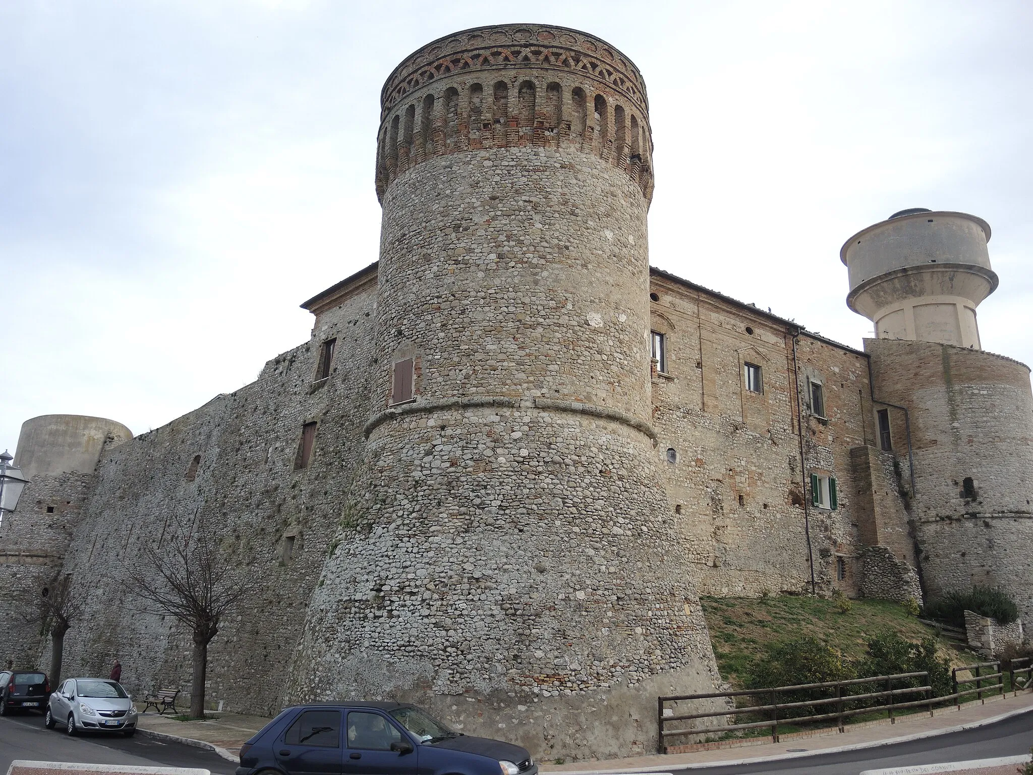 Photo showing: Castello di Monteodorisio