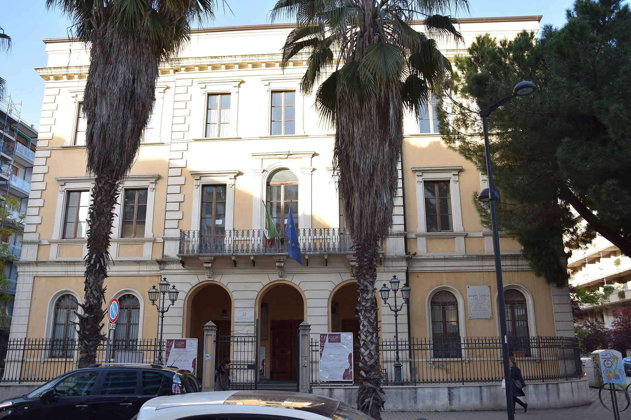 Photo showing: Conservatorio Luisa D'Annunzio, Pescara