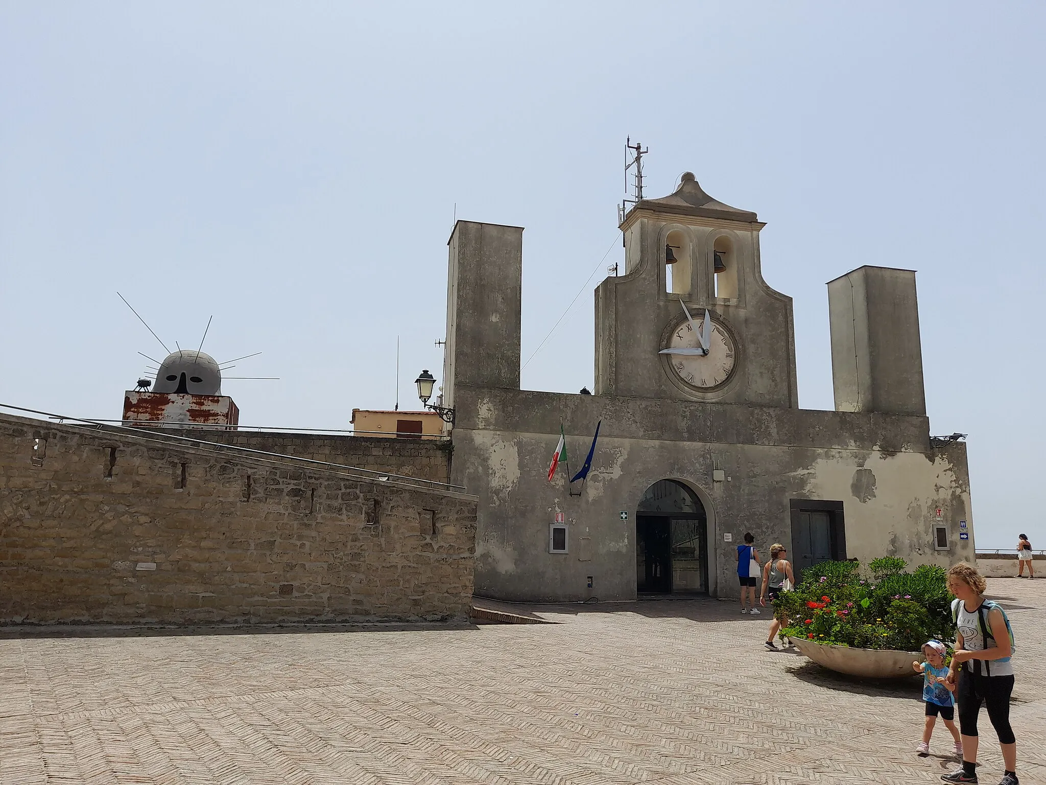 Photo showing: Castel Sant'Elmo, Naples