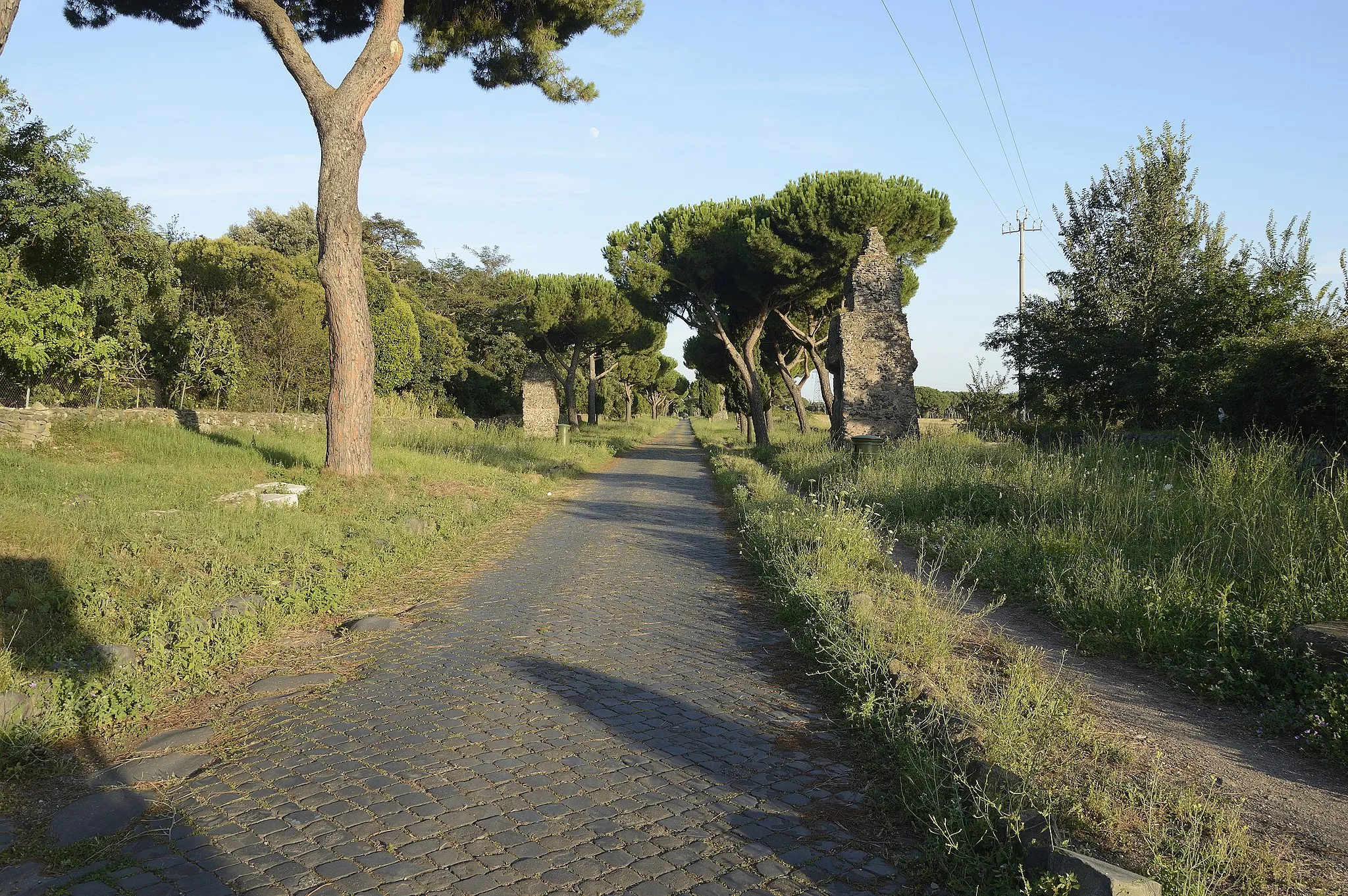 Photo showing: Appian Way, near Casal Rotondo