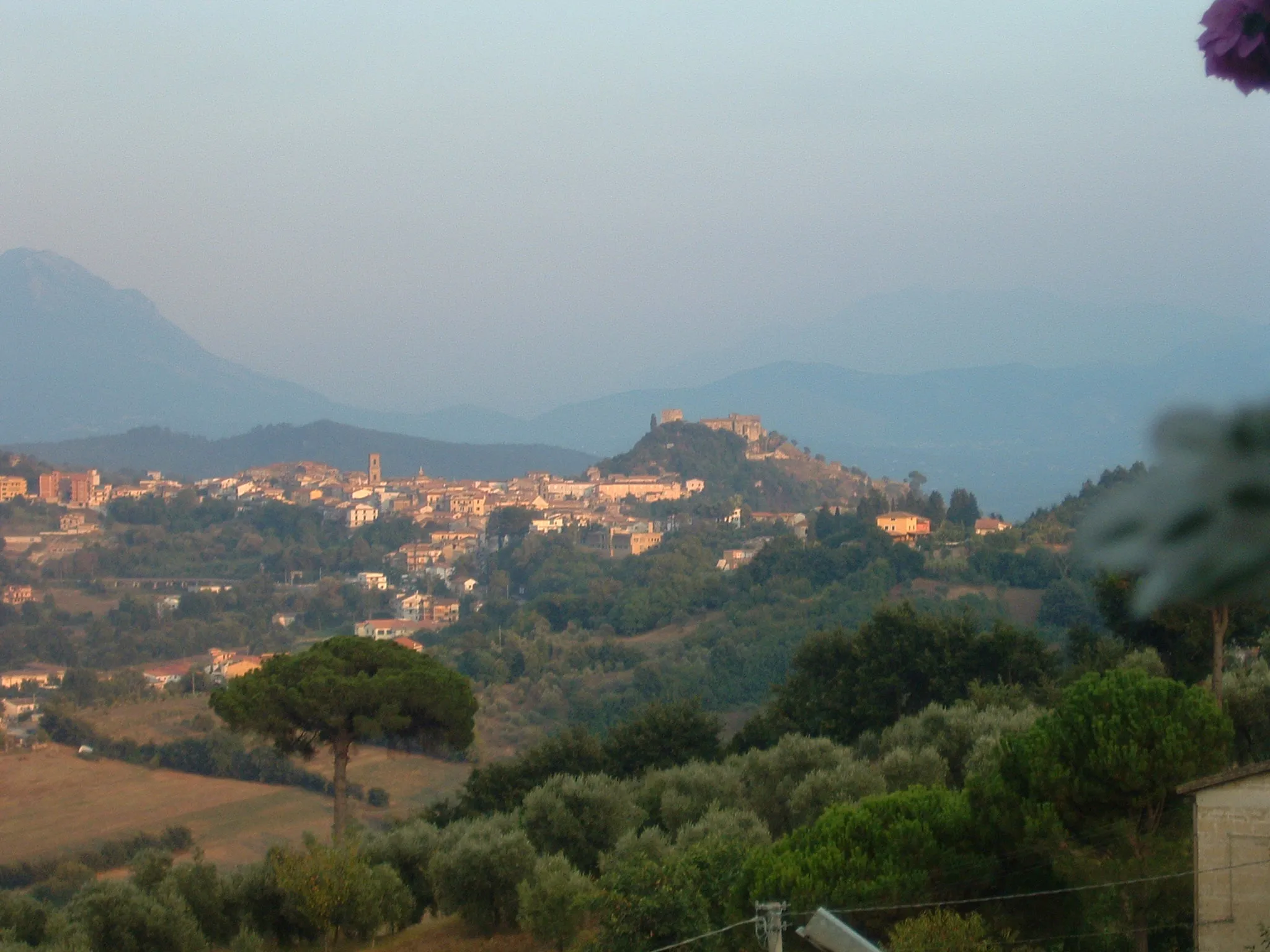 Photo showing: Foto da scattata da me
È un panorama di Caiazzo (Caserta)