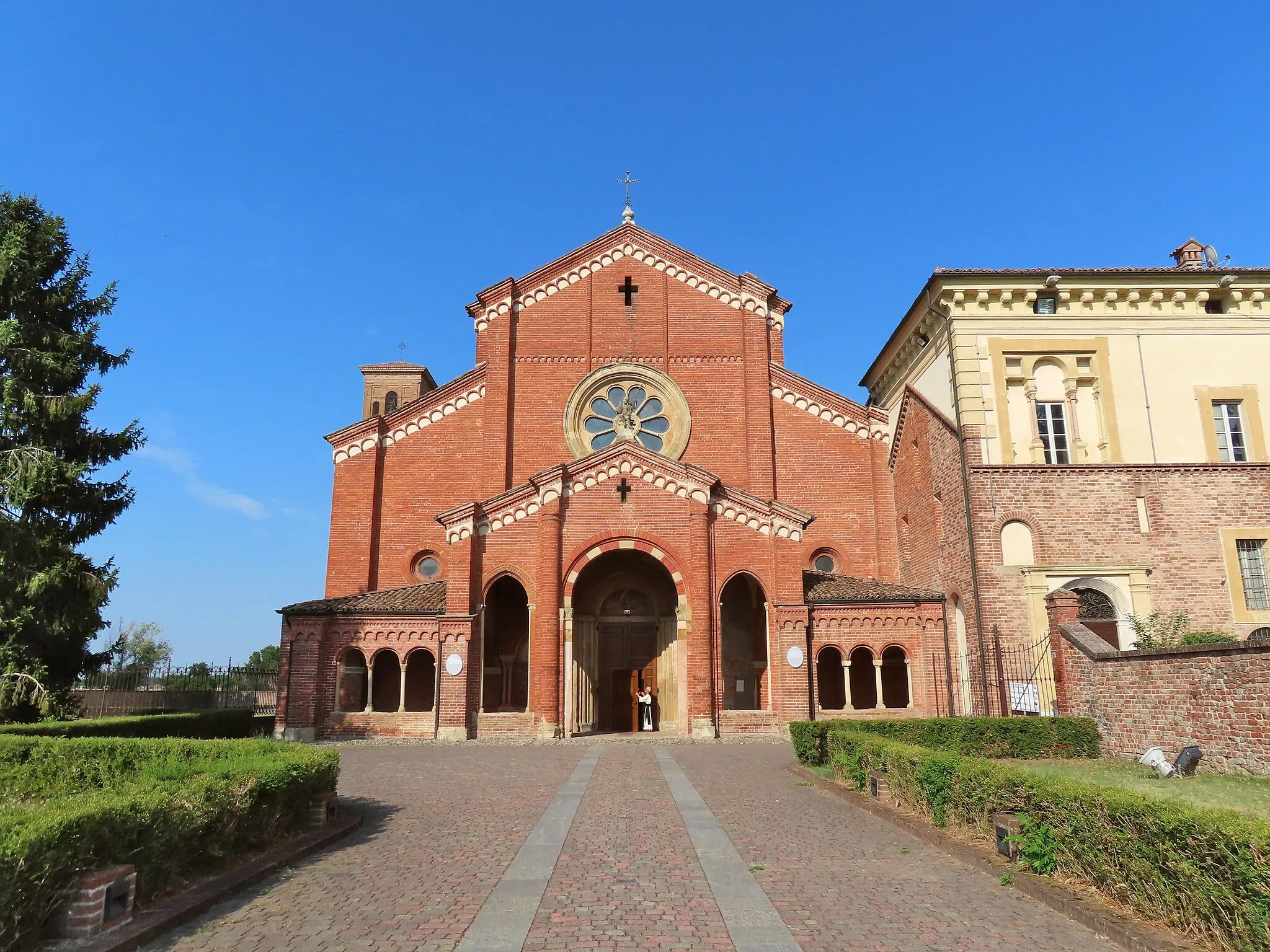 Photo showing: Facciata della basilica di Santa Maria della Colomba