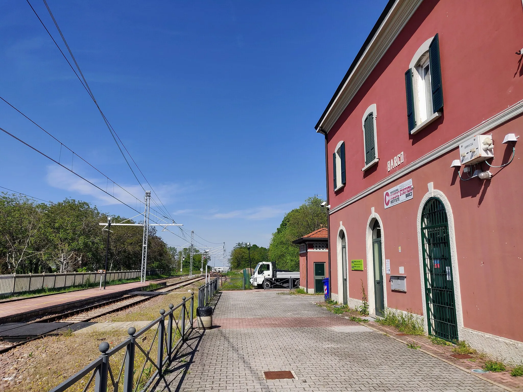 Photo showing: La stazione ferroviaria di Barco