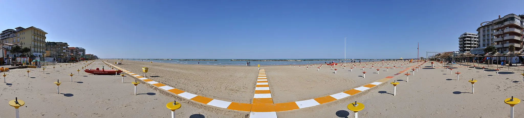 Photo showing: Beach - Bellaria-Igea Marina, Rimini, Italy