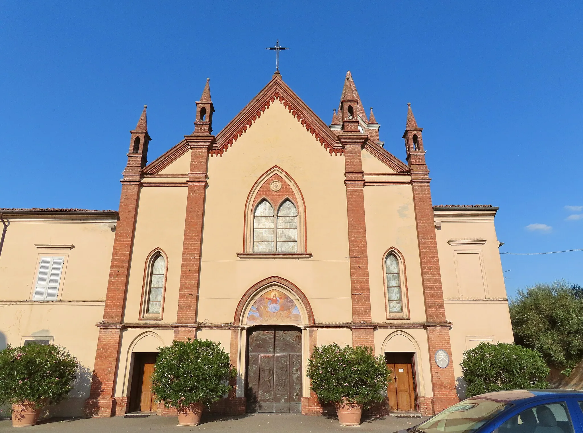 Photo showing: Facciata della chiesa di Santa Maria Assunta