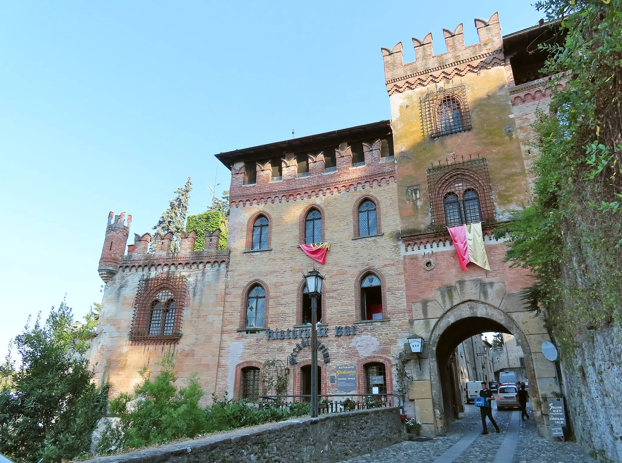 Photo showing: Facciata nord del palazzo Stradivari