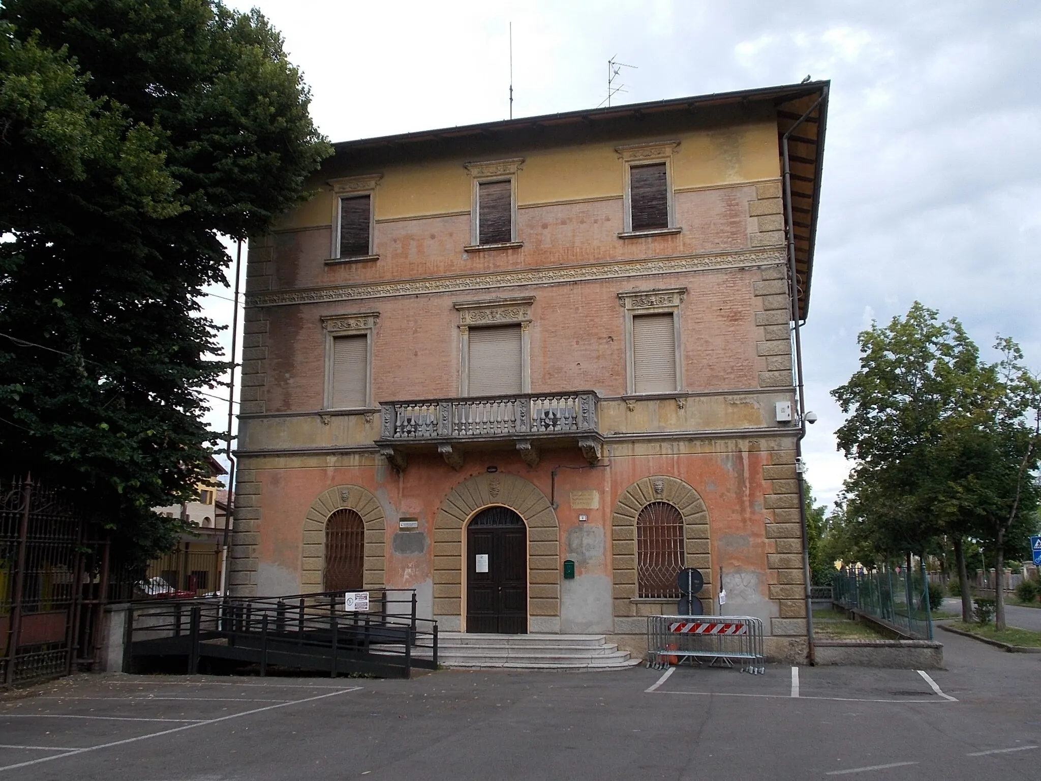 Photo showing: Castelnovo di Sotto - Viale Marconi 2