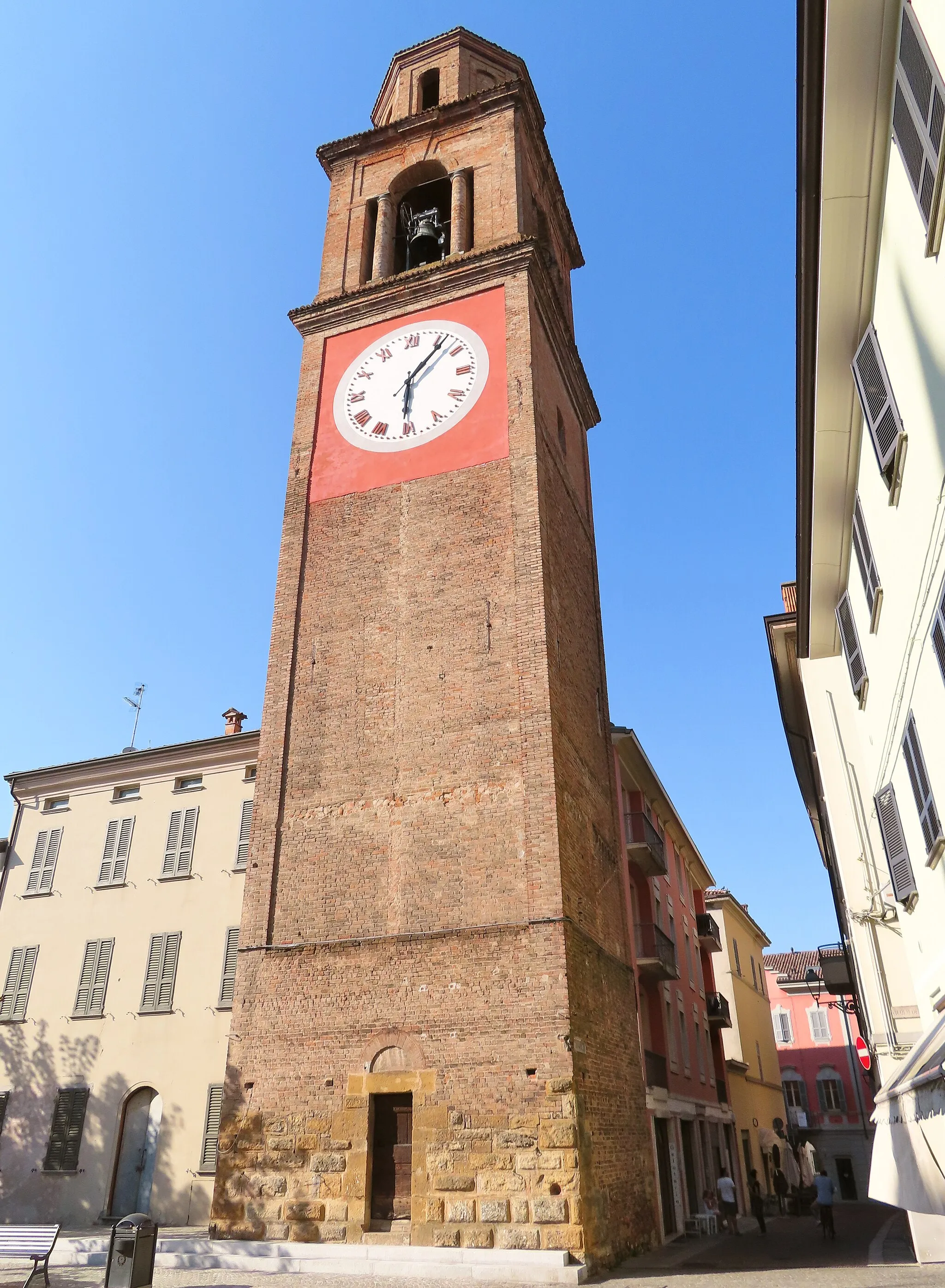 Photo showing: Campanile della chiesa di San Fiorenzo