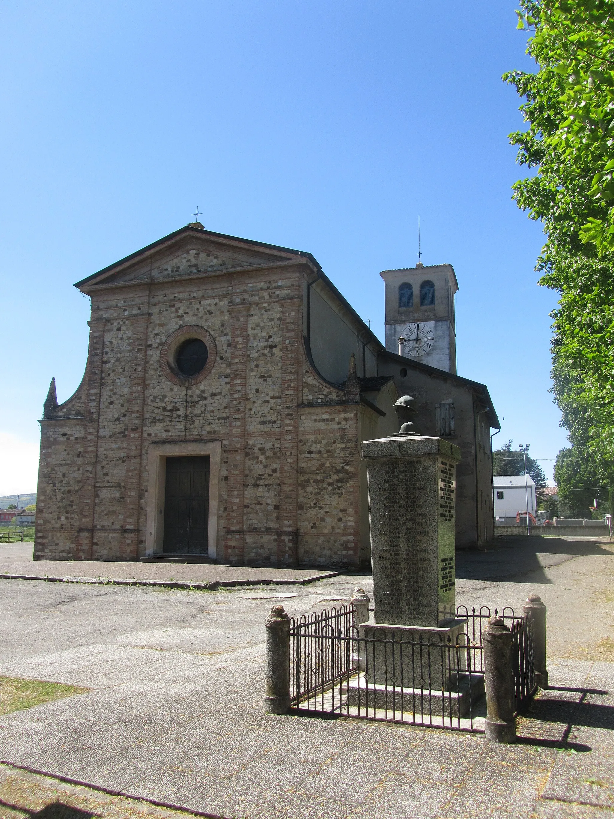 Photo showing: La chiesa di San Colombano a Fogliano, Reggio nell'Emilia.