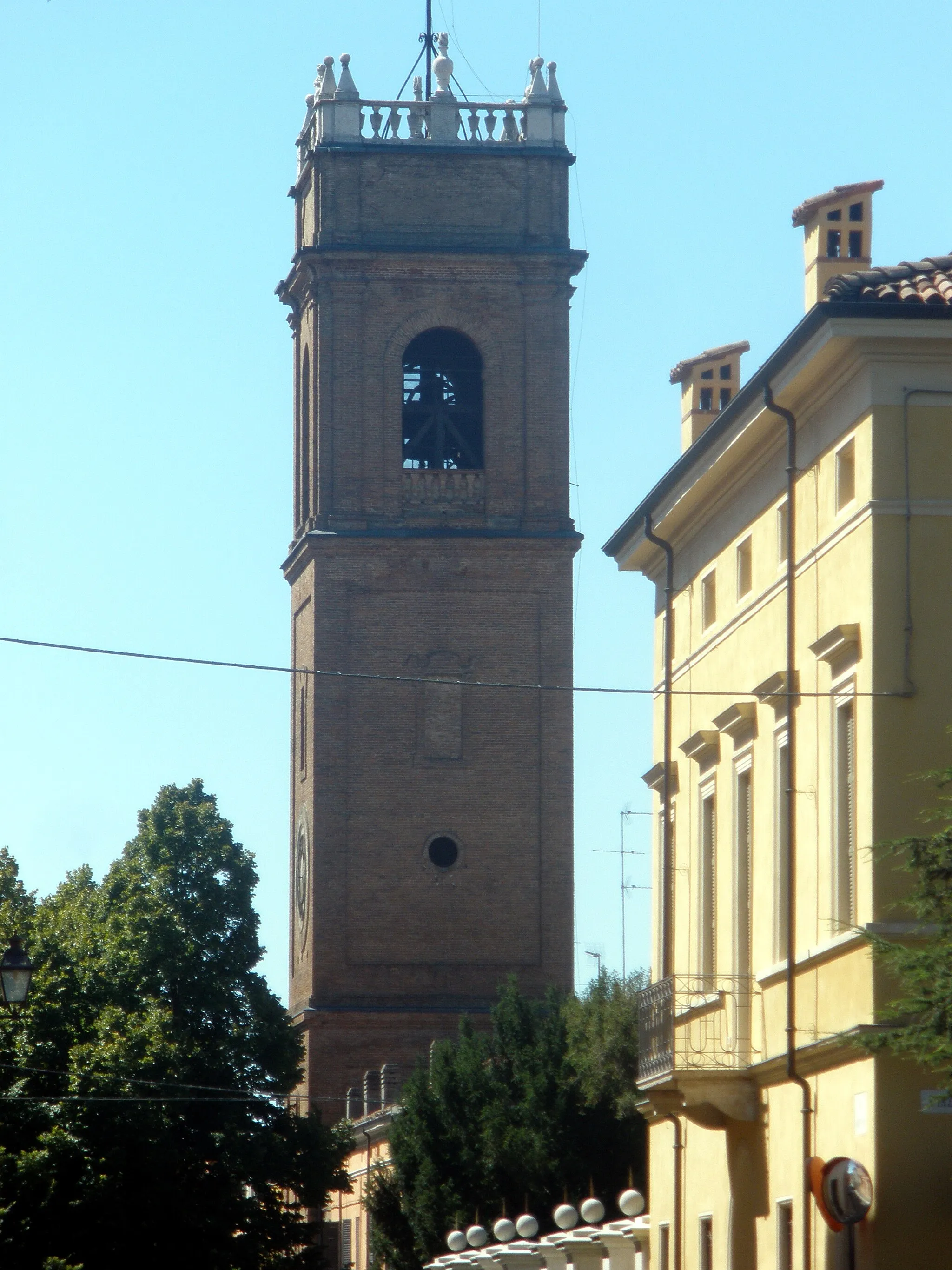 Photo showing: Torre civica di Guastalla