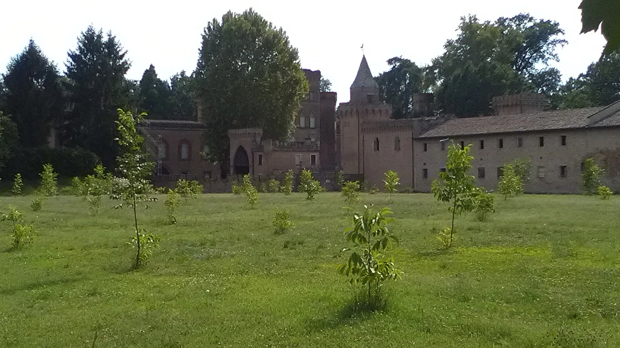 Photo showing: Castello del Carobbio