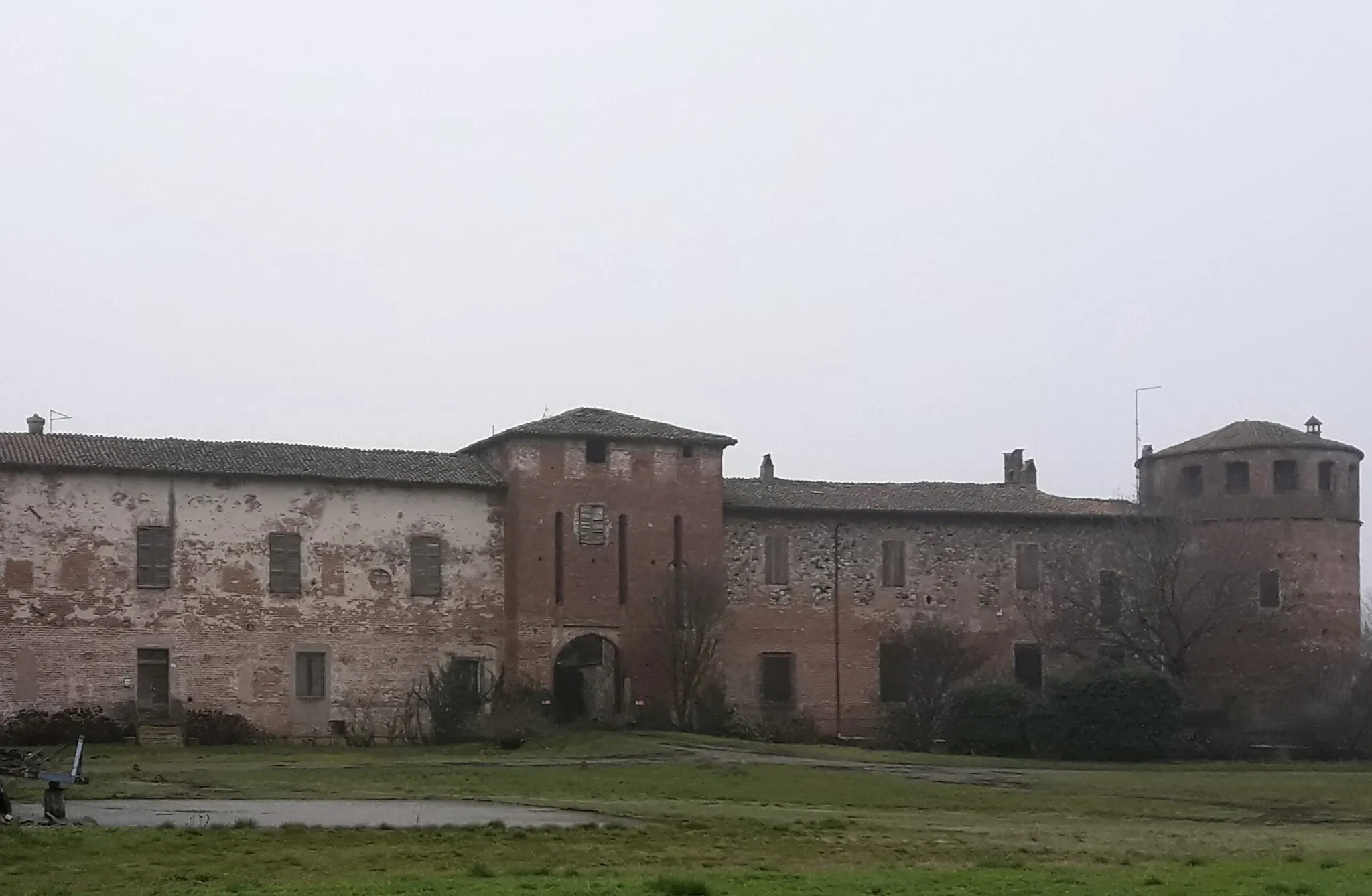 Photo showing: The castle of Niviano, municipality of Rivergaro, Piacenza, Italy