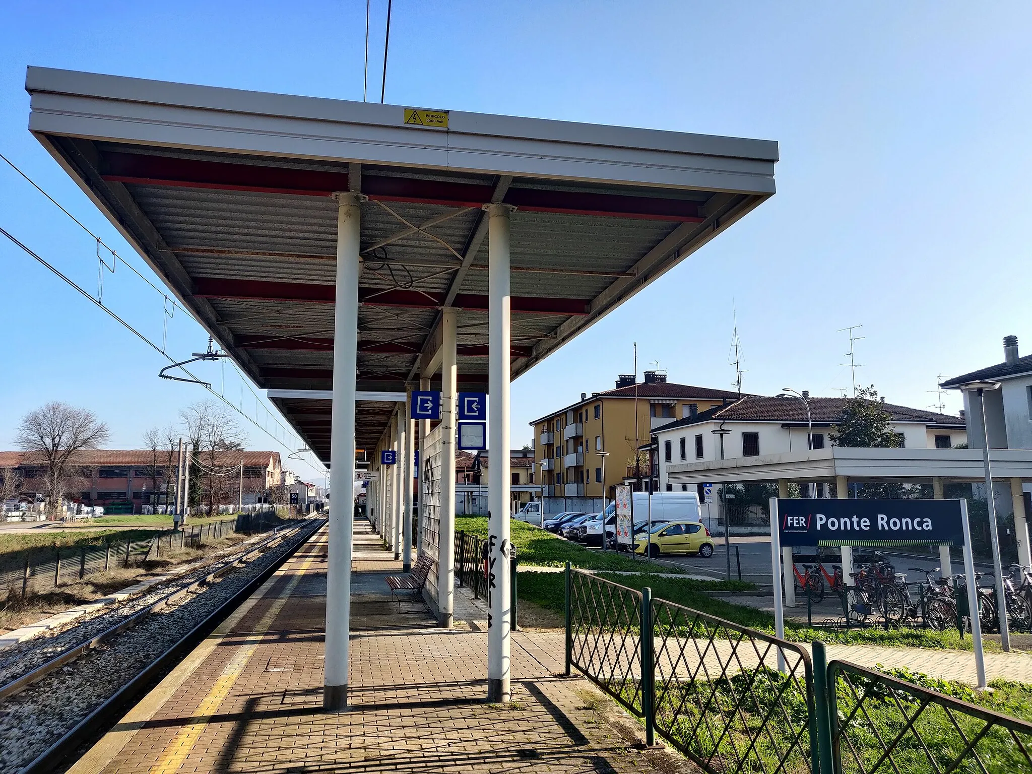 Photo showing: Stazione ferroviaria di Ponte Ronca.