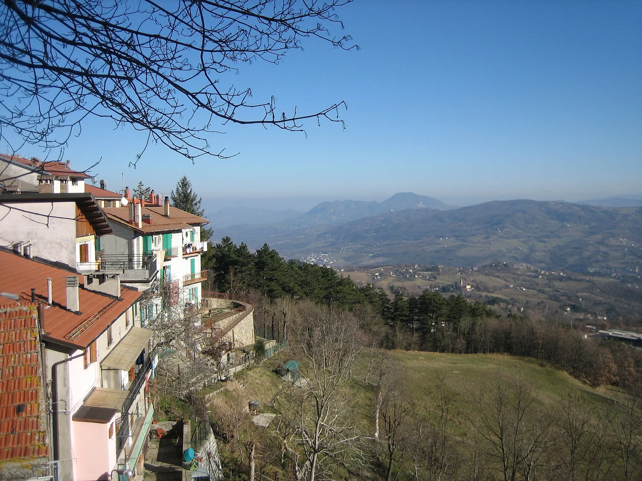 Photo showing: View from Castelluccio (Porretta)