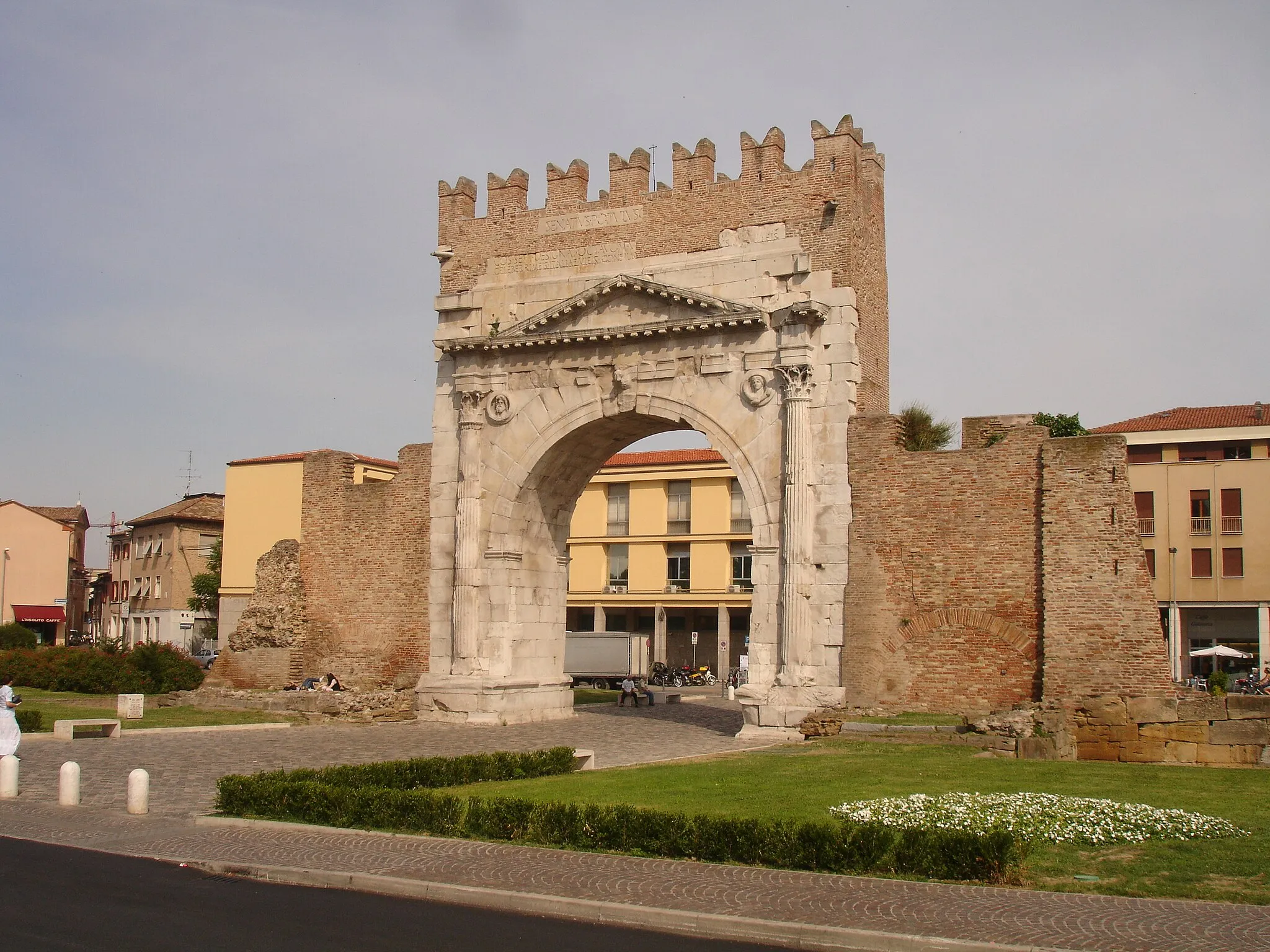 Photo showing: L'Arco d'Augusto, a Rimini.