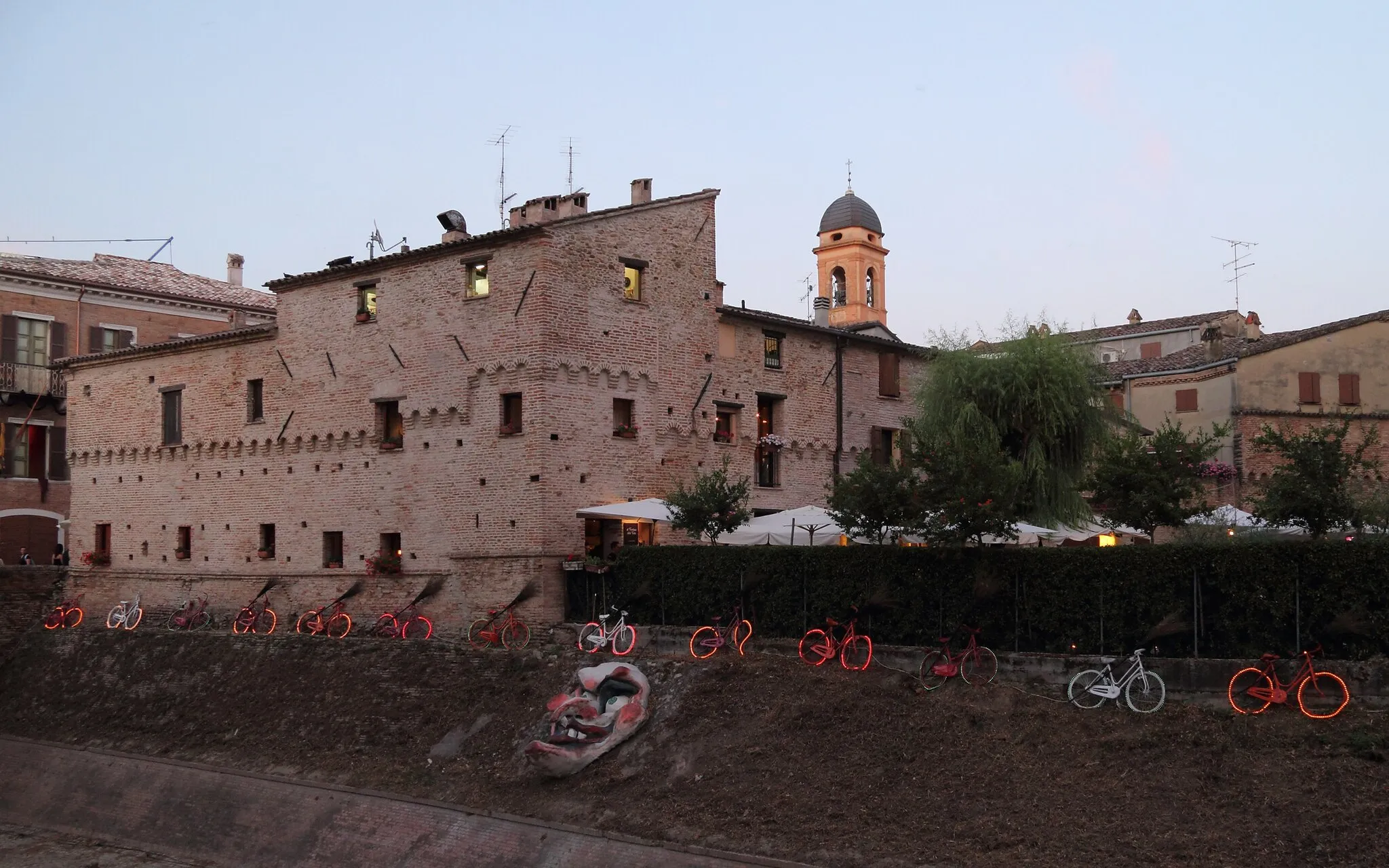 Photo showing: de:San Giovanni in Marignano - Notte delle Streghe 2011