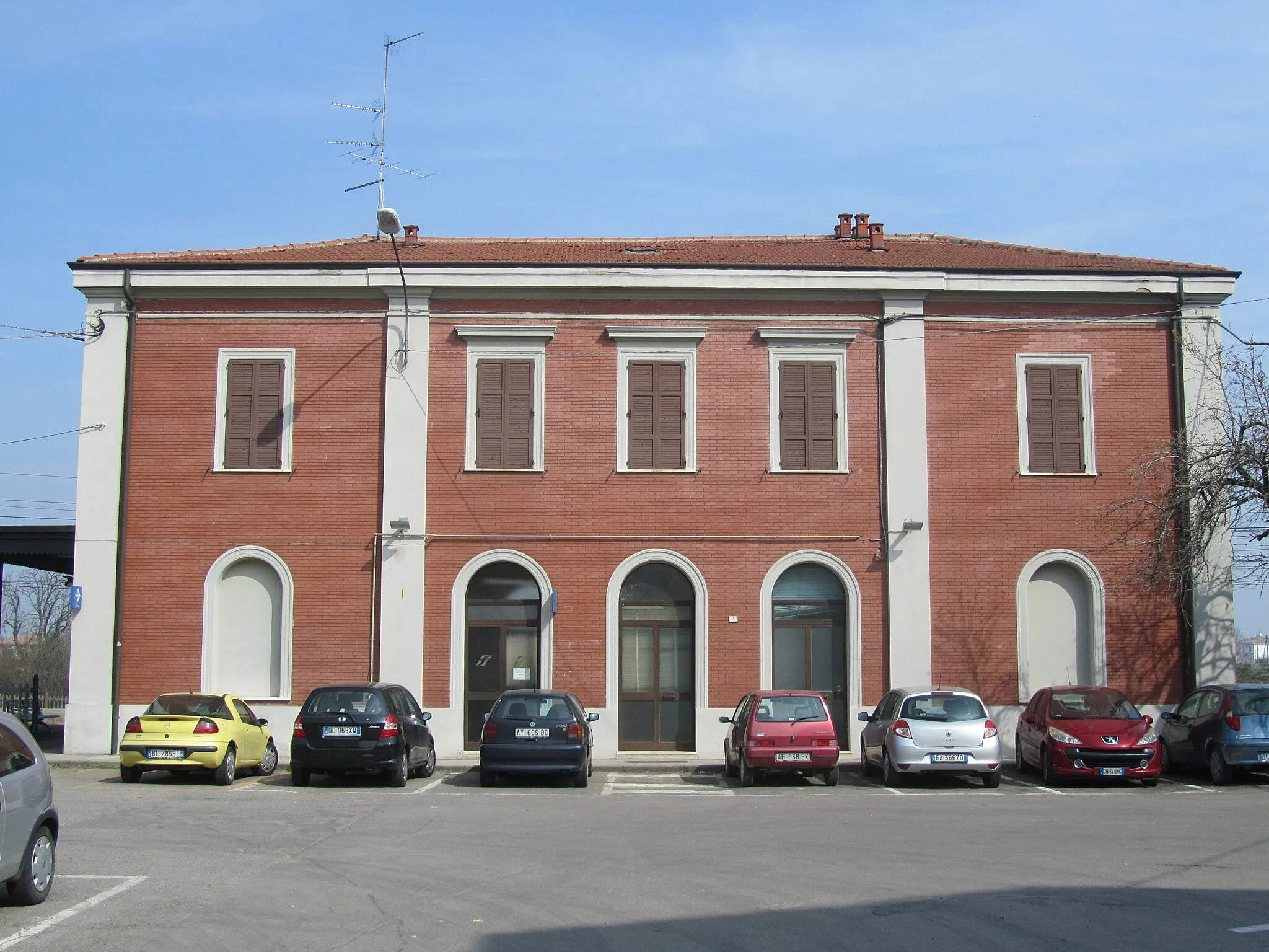 Photo showing: La stazione di Sant'Ilario d'Enza, provincia di Reggio nell'Emilia.