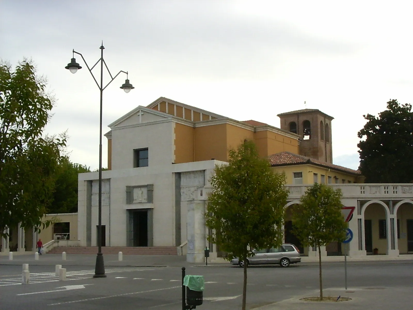 Photo showing: Tresigallo, Saint Apollinaris church.