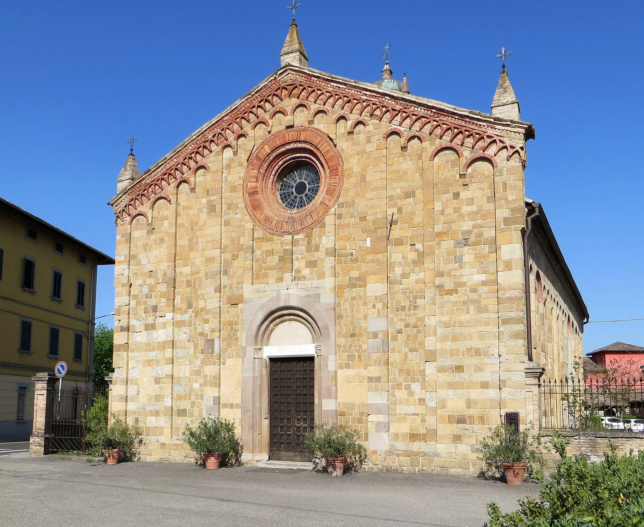 Photo showing: Pieve di San Geminiano (Vicofertile) - facciata