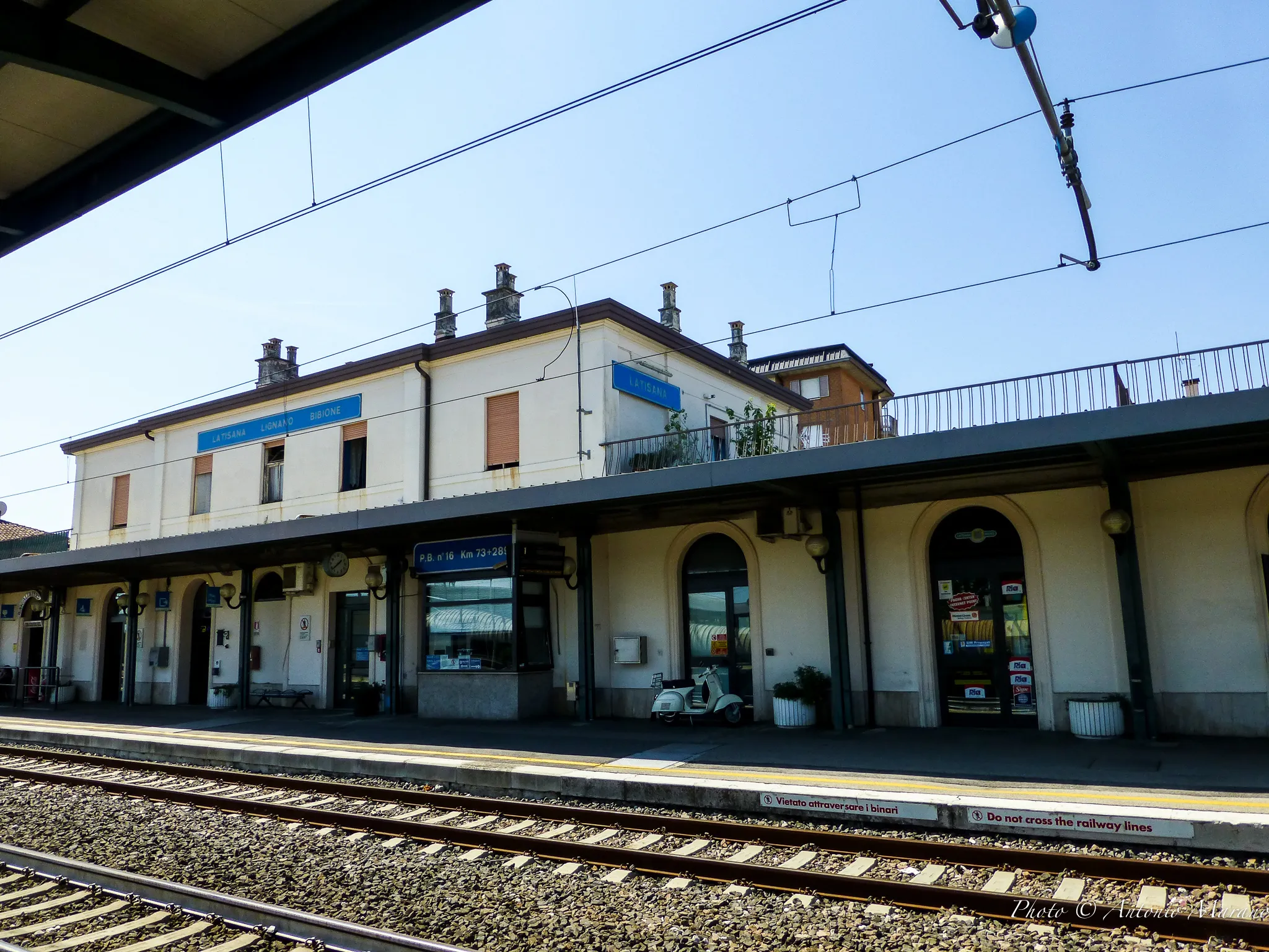 Photo showing: La stazione ferroviaria di Latisana-Lignano-Bibione.