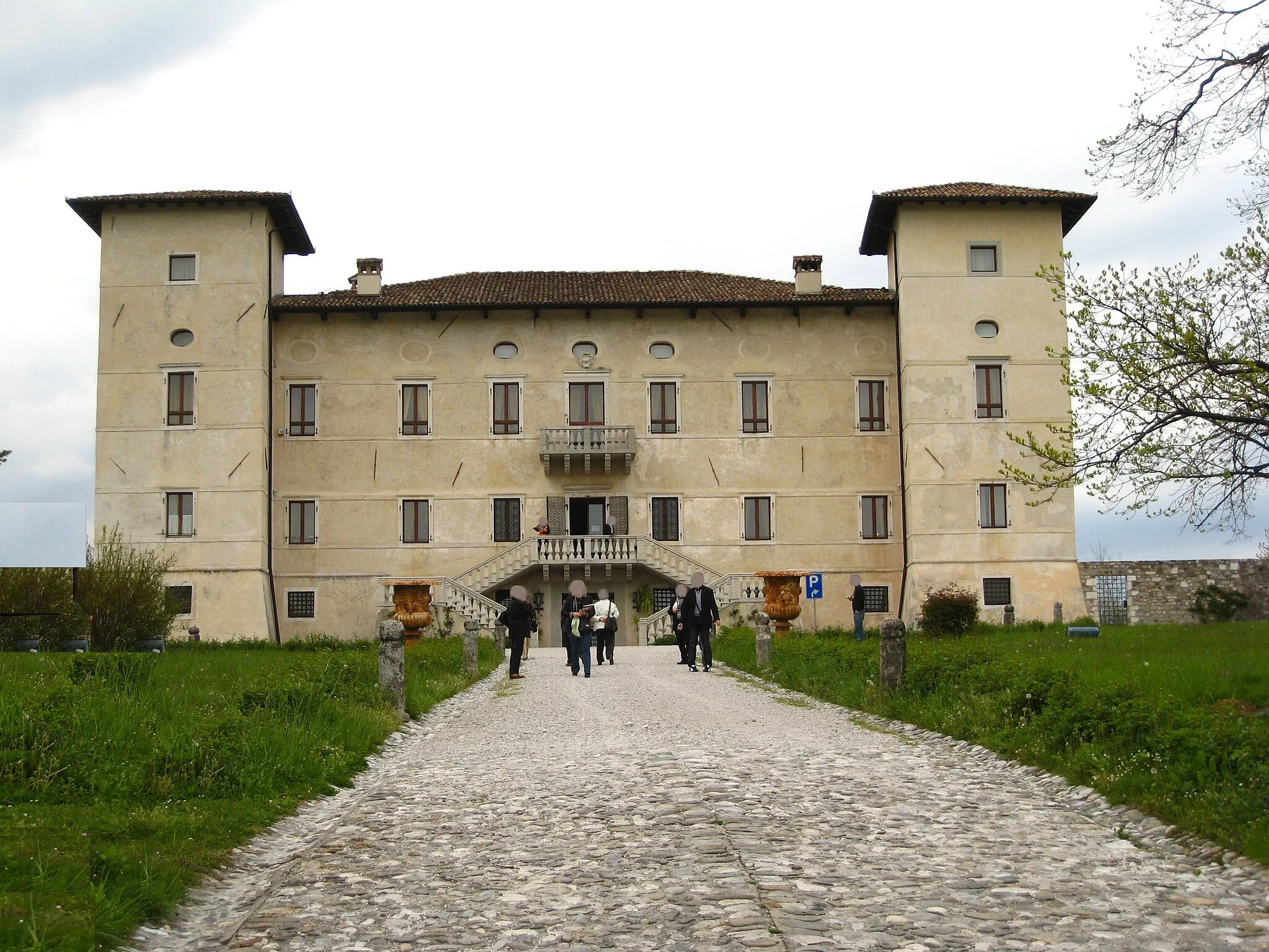 Photo showing: Italy - Friuli - Susans Castle