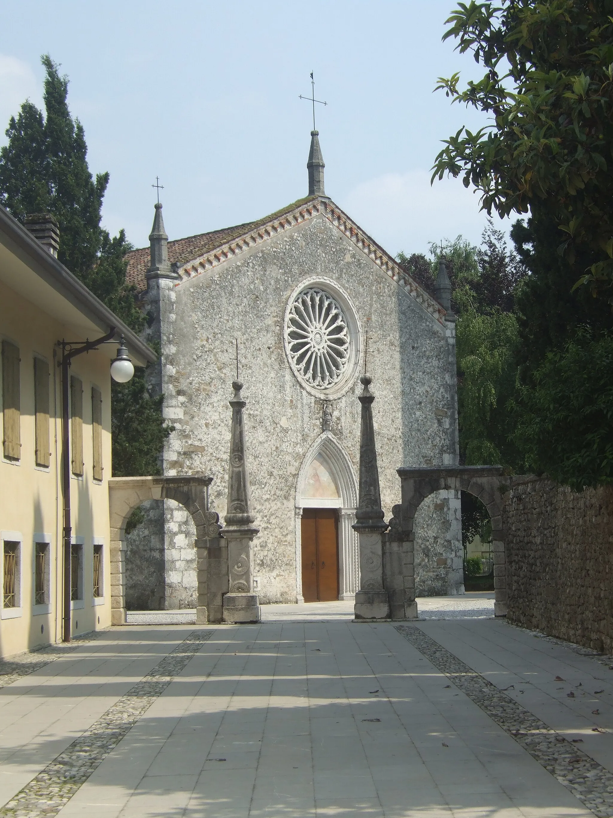 Photo showing: Duomo di Maniago - Facciata