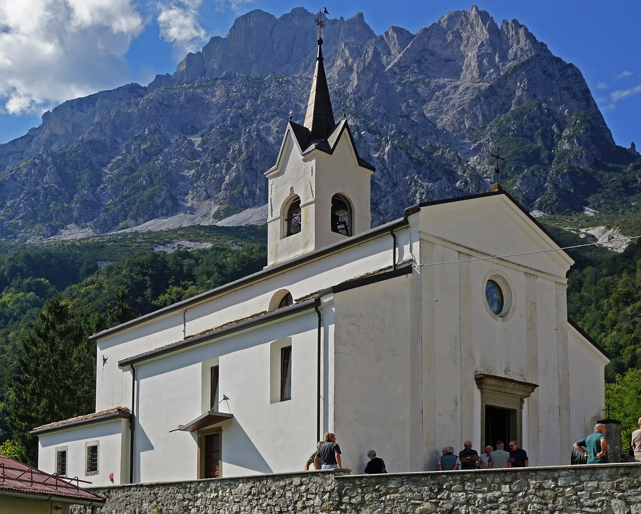 Photo showing: Pfarrkirche San Floriano, Dordolla (Moggio Udinese, Italien)