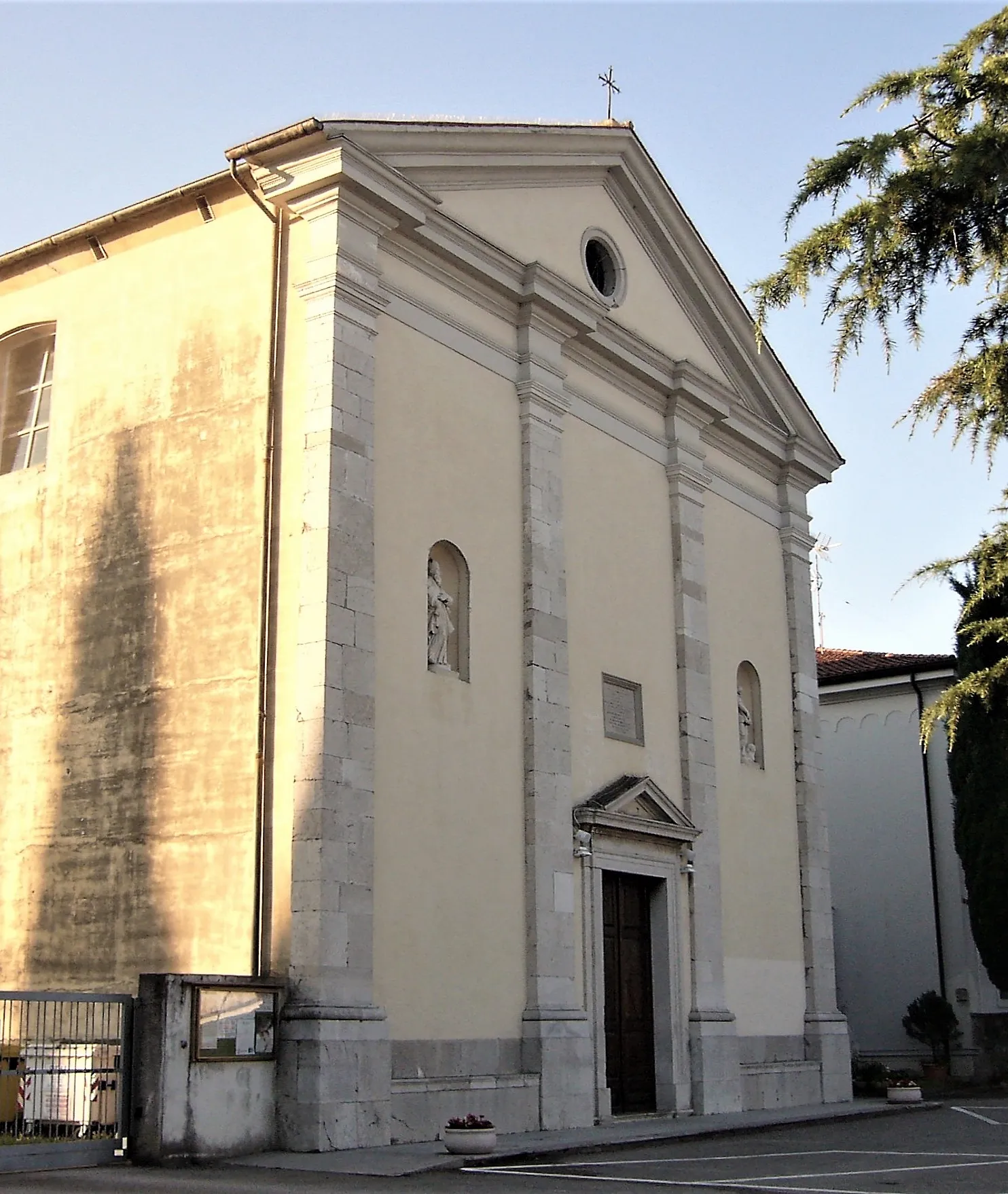 Photo showing: Il Santuario della Beata Vergine Marcelliana a Panzano (GO)