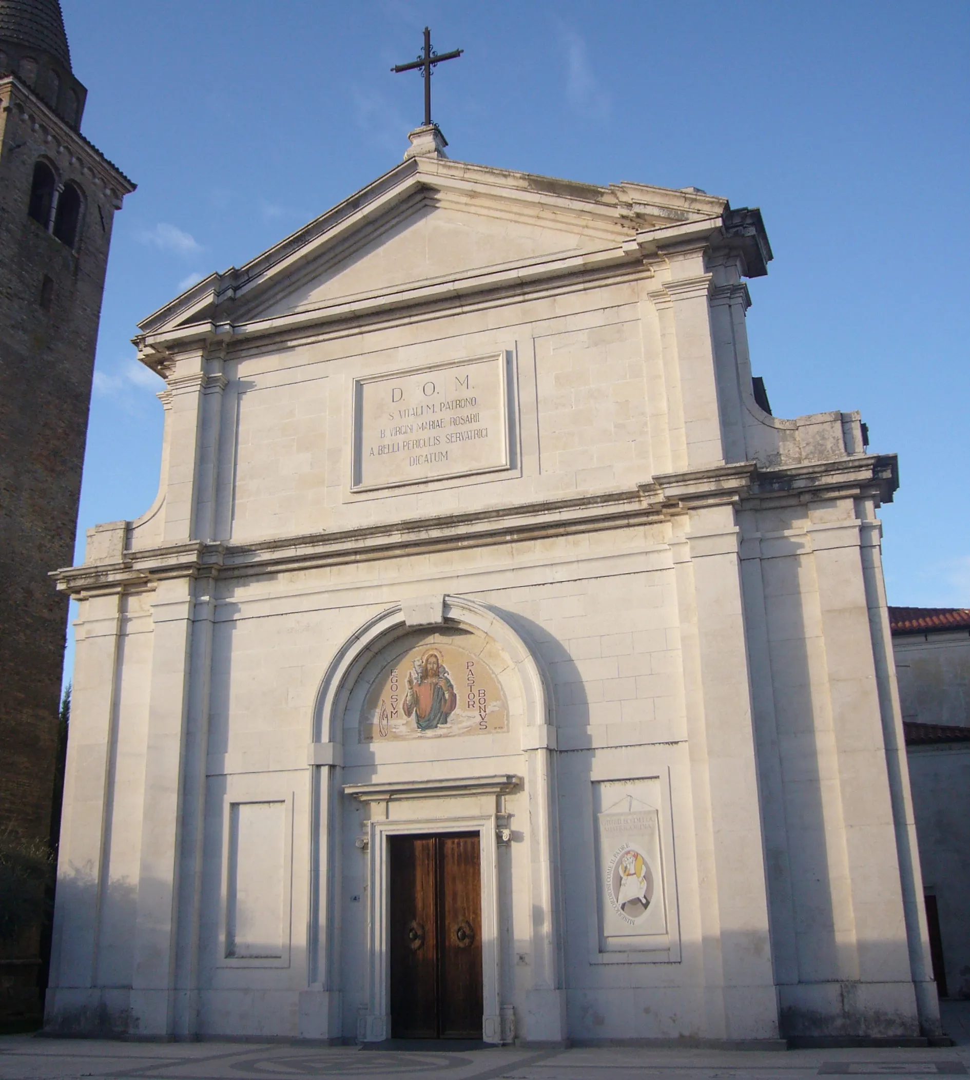 Photo showing: La chiesa parrocchiale di Muzzana del Turgnano (UD)
