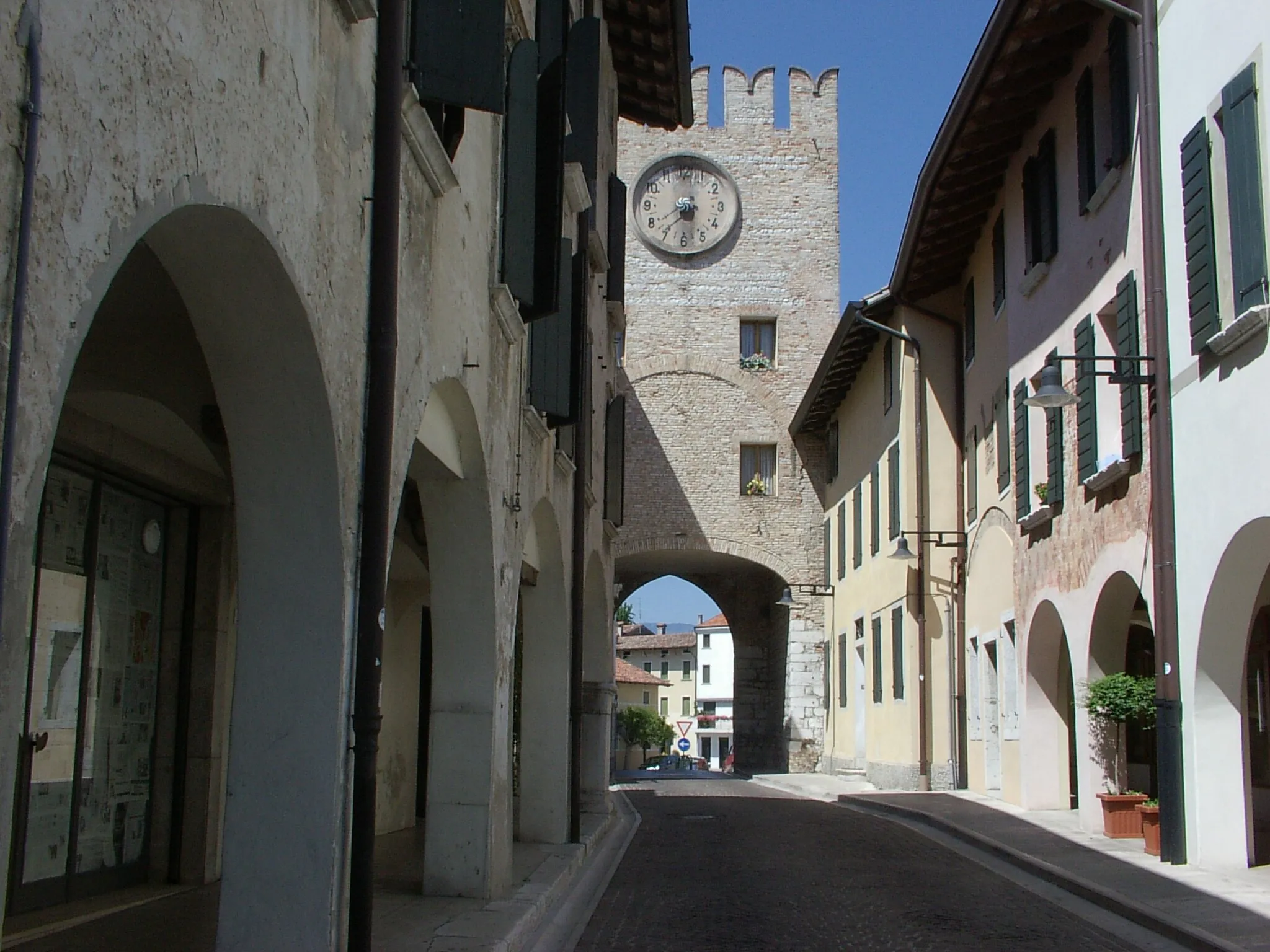 Photo showing: Clock tower, Porcia, Friuli-Venezia Giulia, Italy