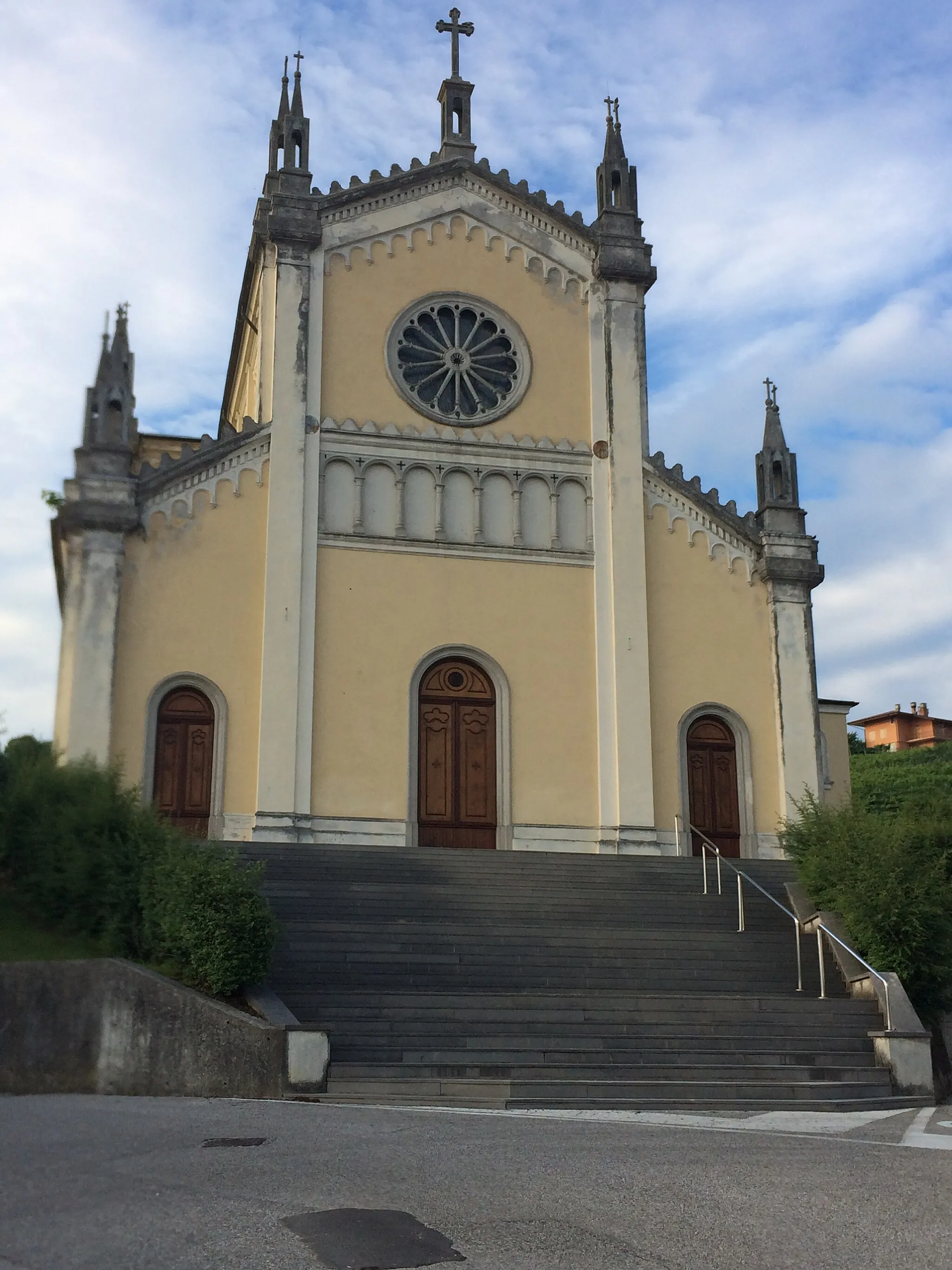 Photo showing: Povoletto - Chiesa San Michele Arcangelo - Savorgnano