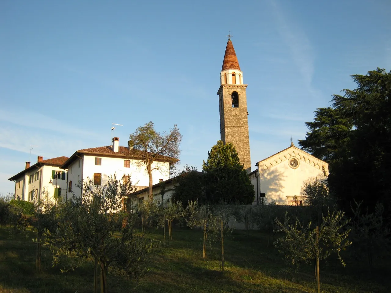 Photo showing: Fraelacco, chiesa dei Santi Vito, Modesto e Crescenzia