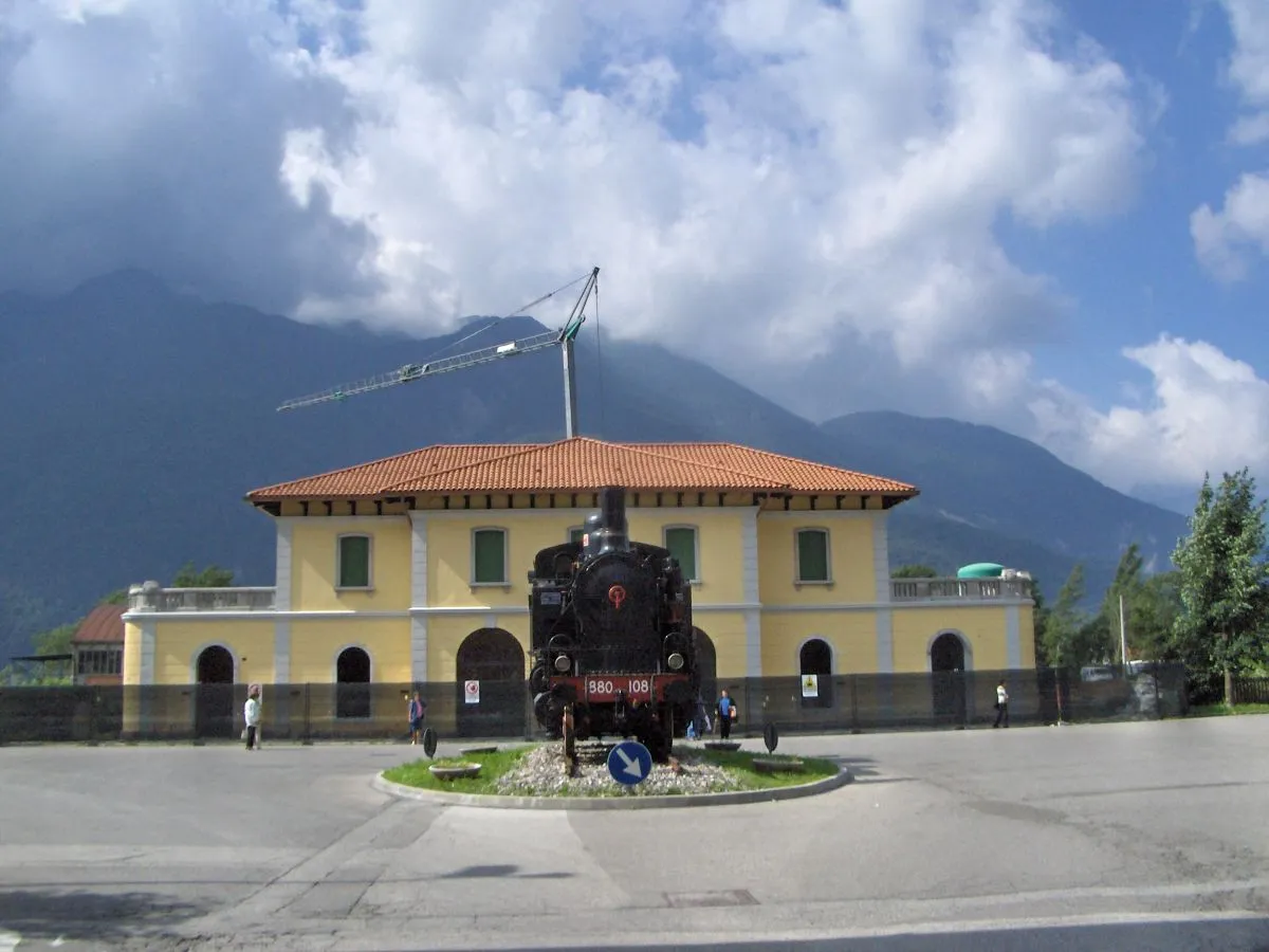 Photo showing: Villa Santina - ex stazione ferroviaria e Piazza Garibaldi