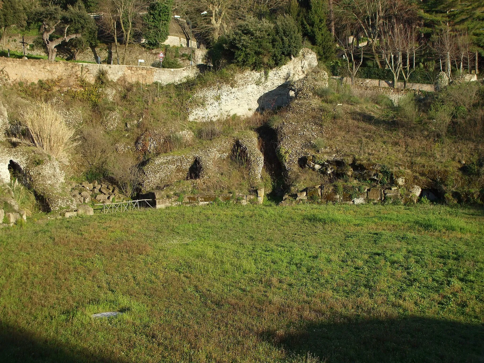 Photo showing: Albano Laziale - L'Anfiteatro Romano.