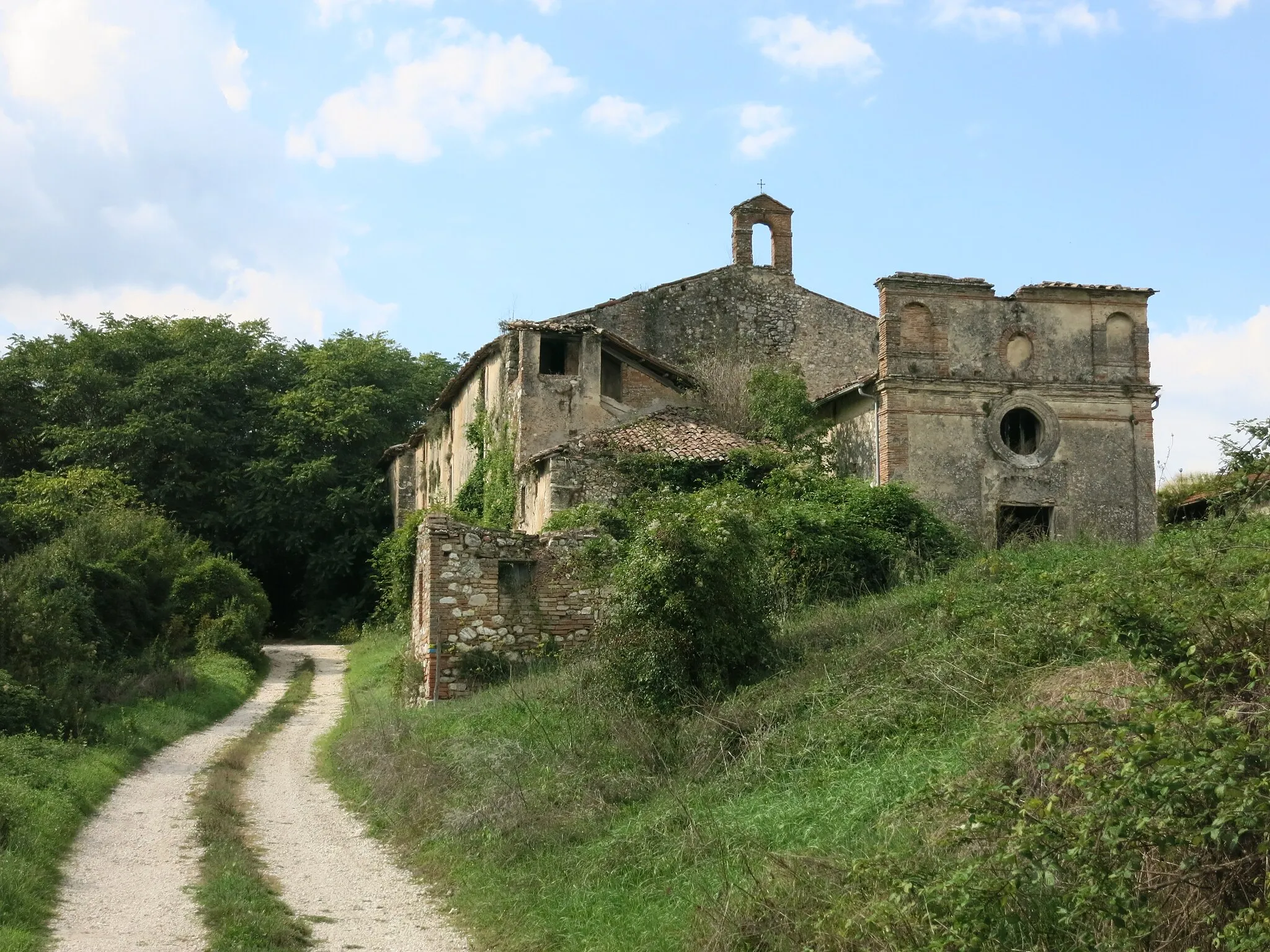 Photo showing: Ruins of the ghost town of Repasto or Reopasto, in the municipality of Contigliano (province of Rieti, central Italy)