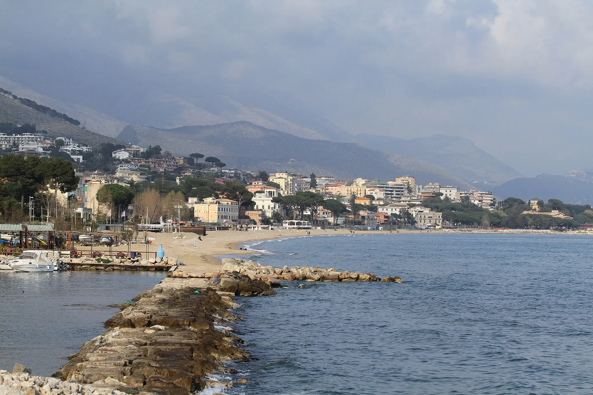 Photo showing: Vendicio spiaggia