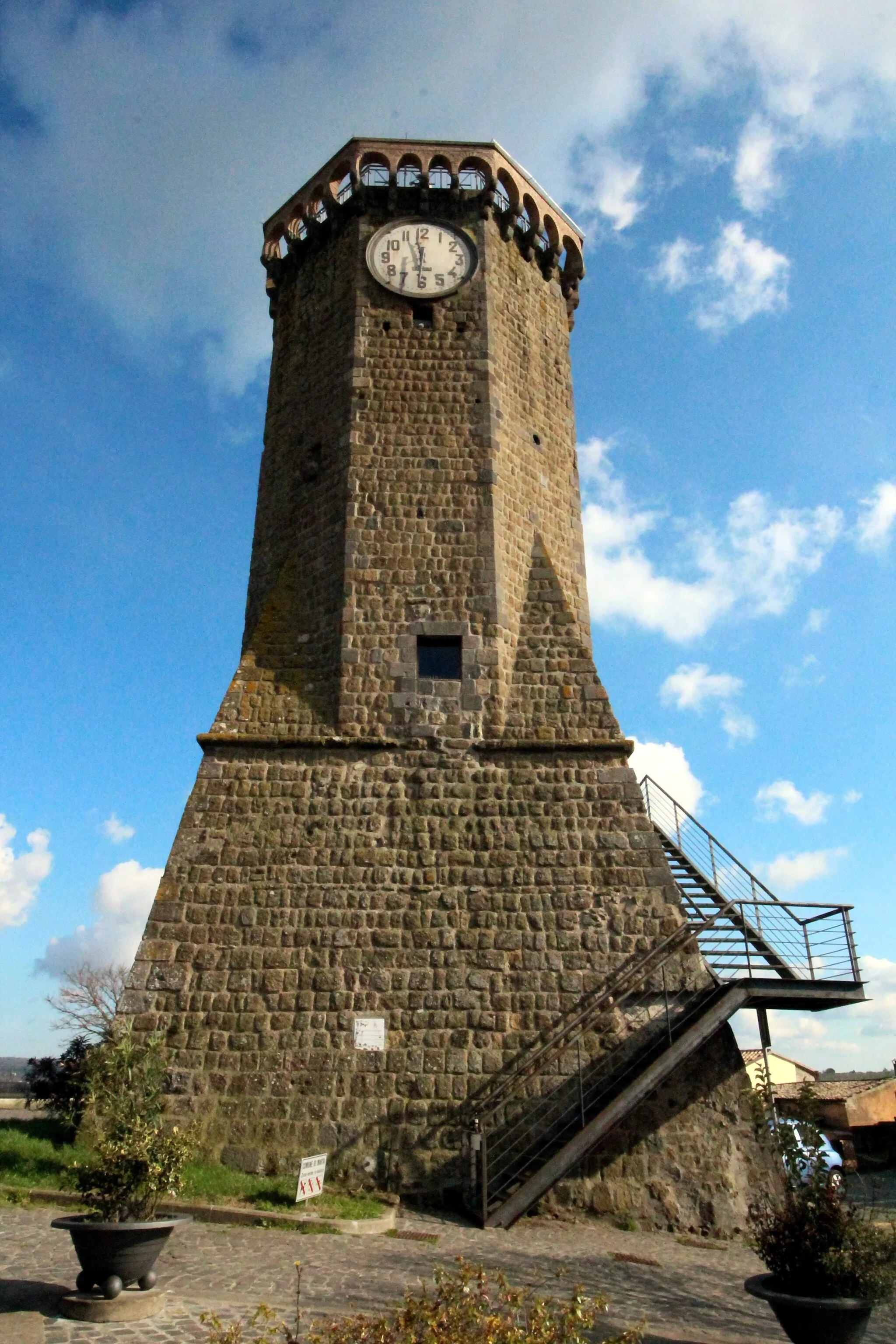 Photo showing: Clocktower Torre dell’Orologio in Marta, Lazio, Italy
