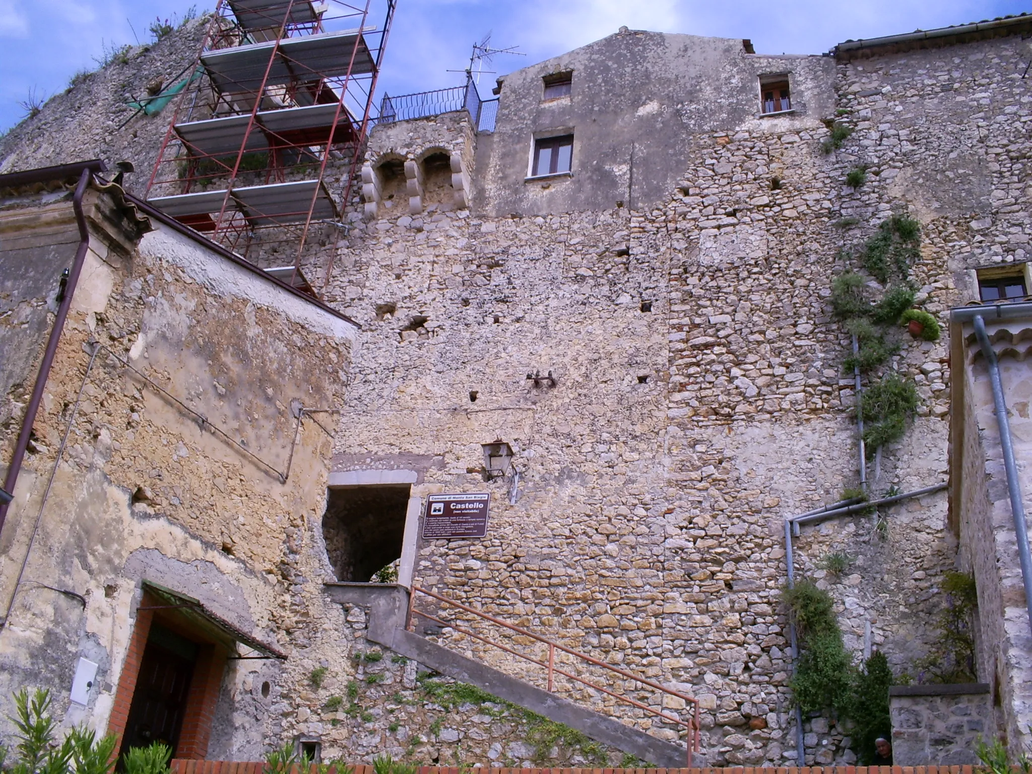 Photo showing: Monte San Biagio (LT) Italy - The castle