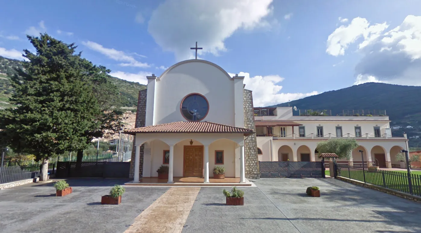 Photo showing: Chiesa della Divina Maternità di Maria in località Frasso - Sonnino