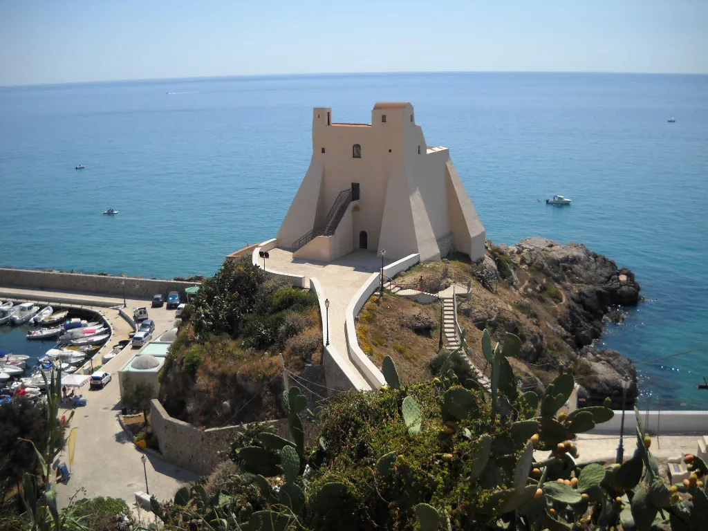 Photo showing: Sperlonga - Torre Truglia