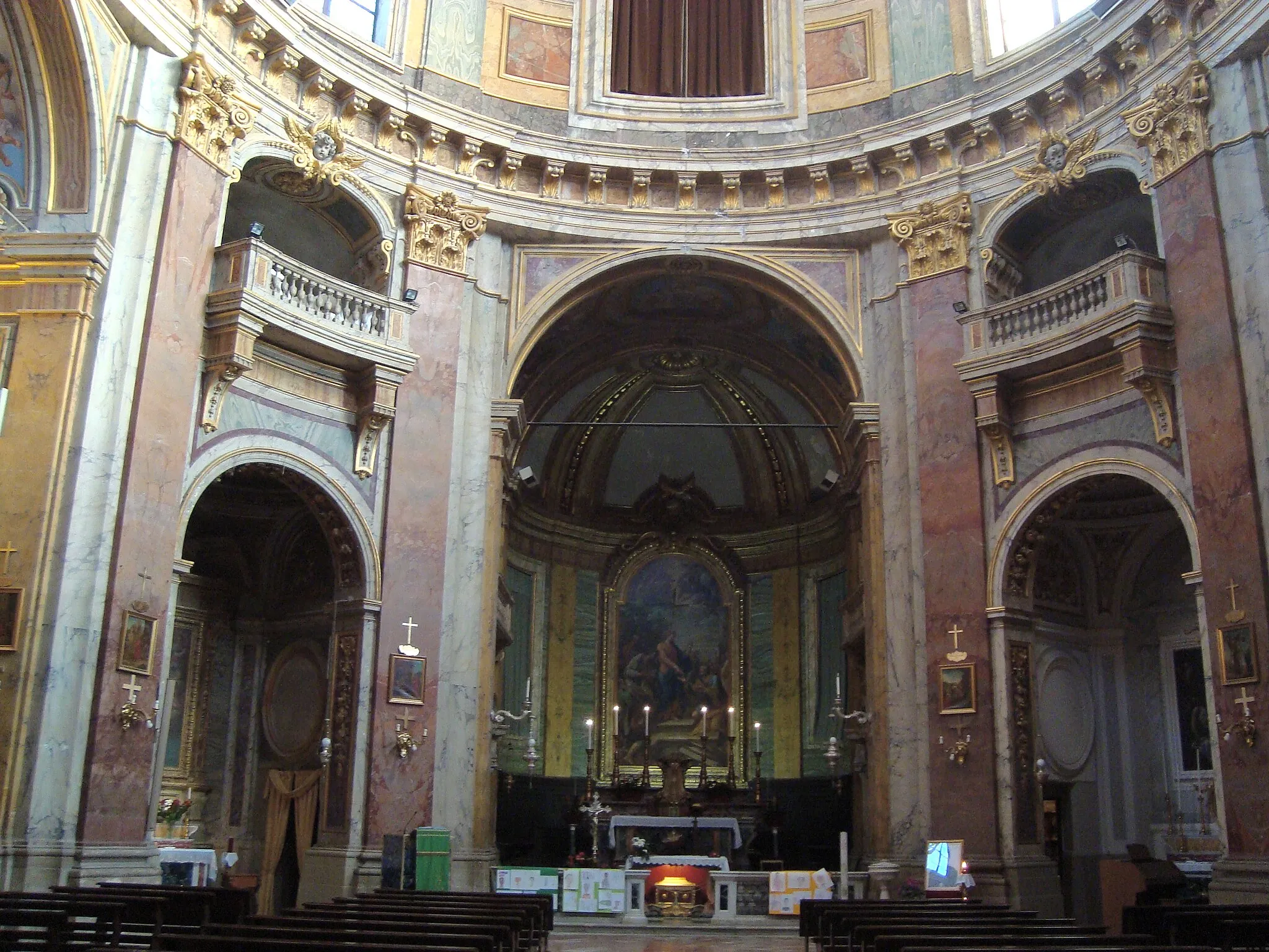 Photo showing: Inside of the Church San Pietro (1717-1722) in Zagarolo