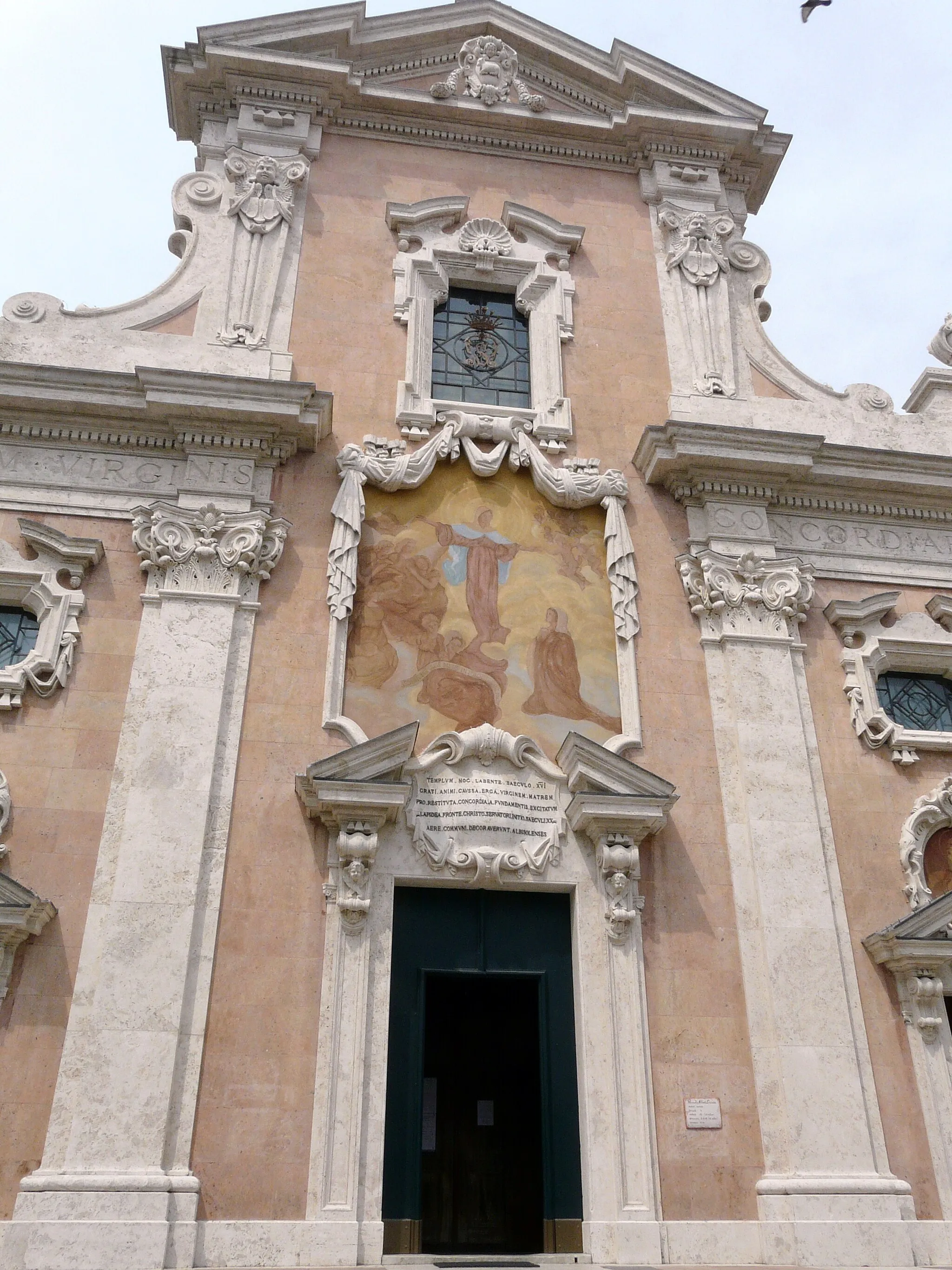Photo showing: Facciata della chiesa di Nostra Signora della Concordia, Albissola Marina, Liguria, Italia