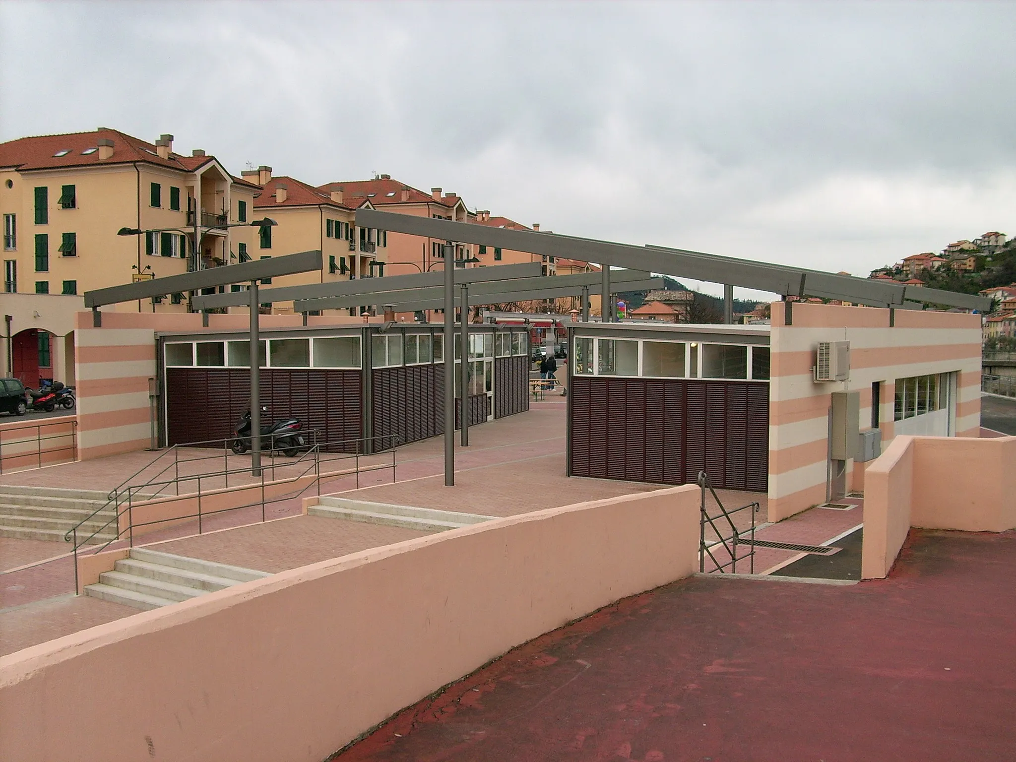 Photo showing: Piazza Unicef di Casarza Ligure, Liguria, Italia