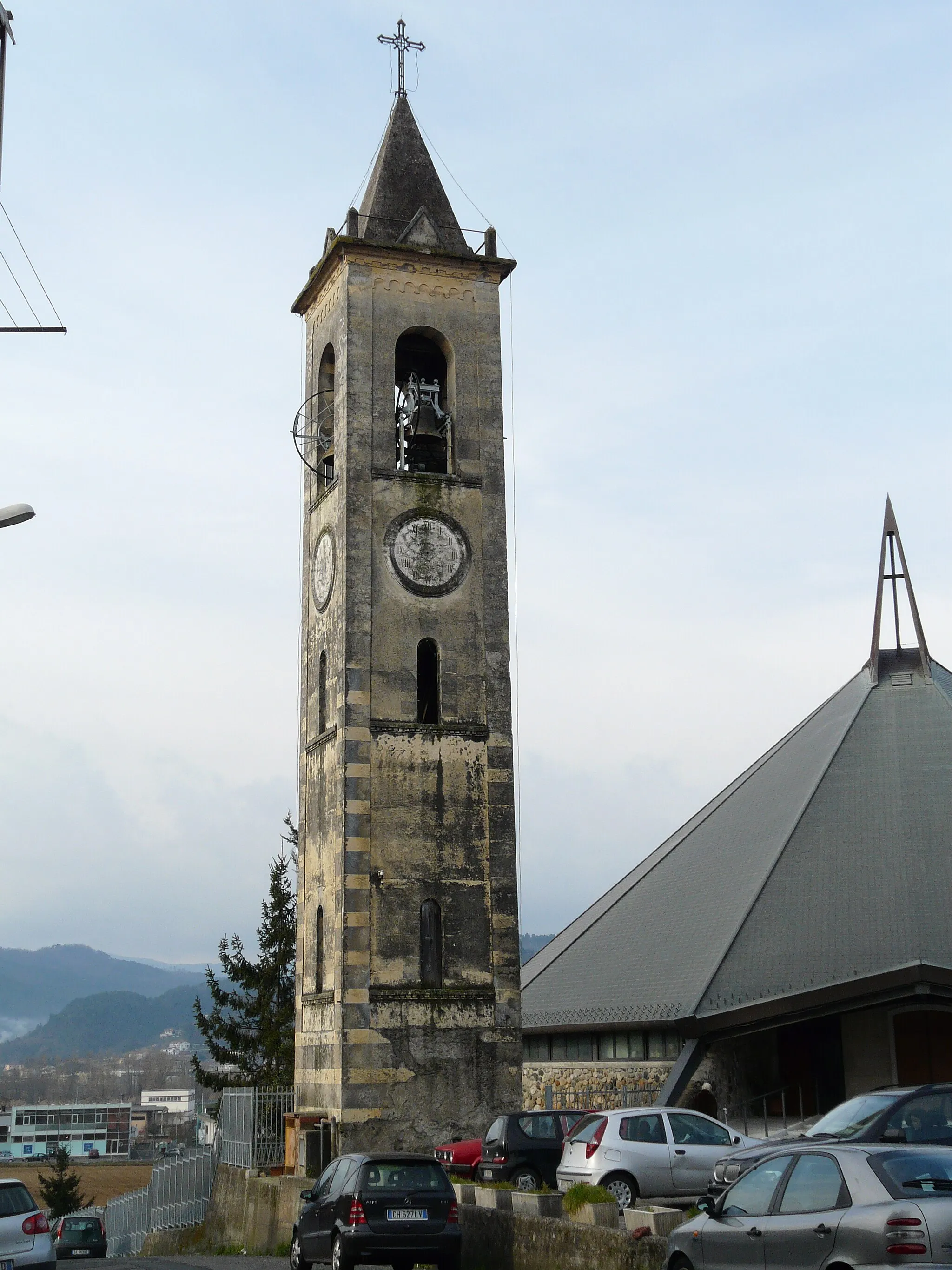 Photo showing: Campanile della chiesa della Santissima Annunziata, Ceparana, Bolano, Liguria, Italia