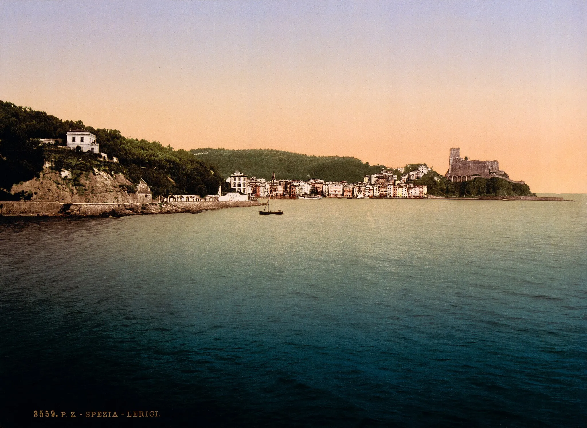 Photo showing: 8589 P.Z. Spezia, Lerici. Photochrom print by Photoglob Zürich, between 1890 and 1900.
From the Photochrom Prints Collection at the Library of Congress
More photochroms from Italy | More photochrom prints

[PD] This picture is in the public domain.