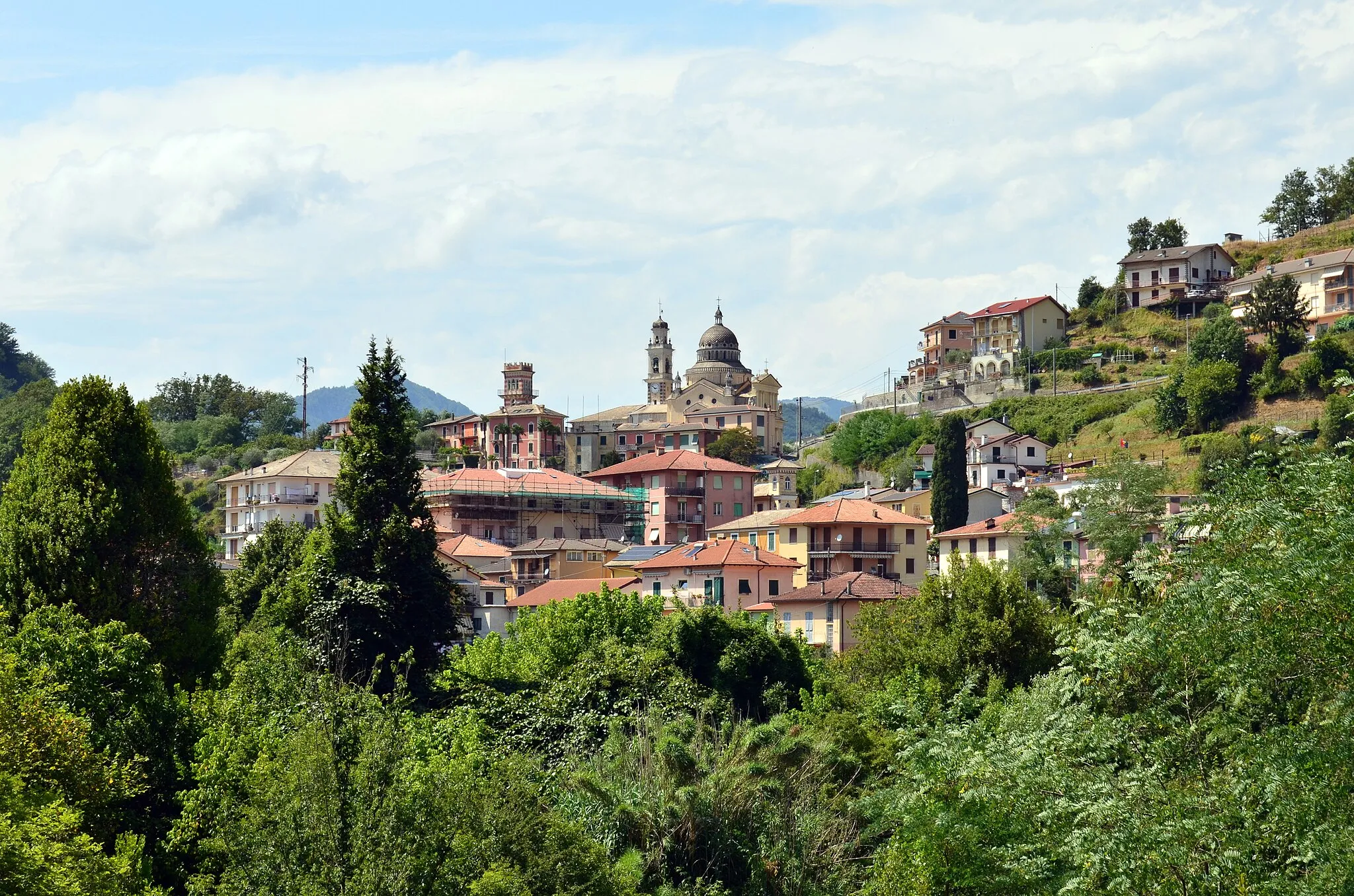 Photo showing: Panorama di Gattorna, Moconesi, Liguria, Italia