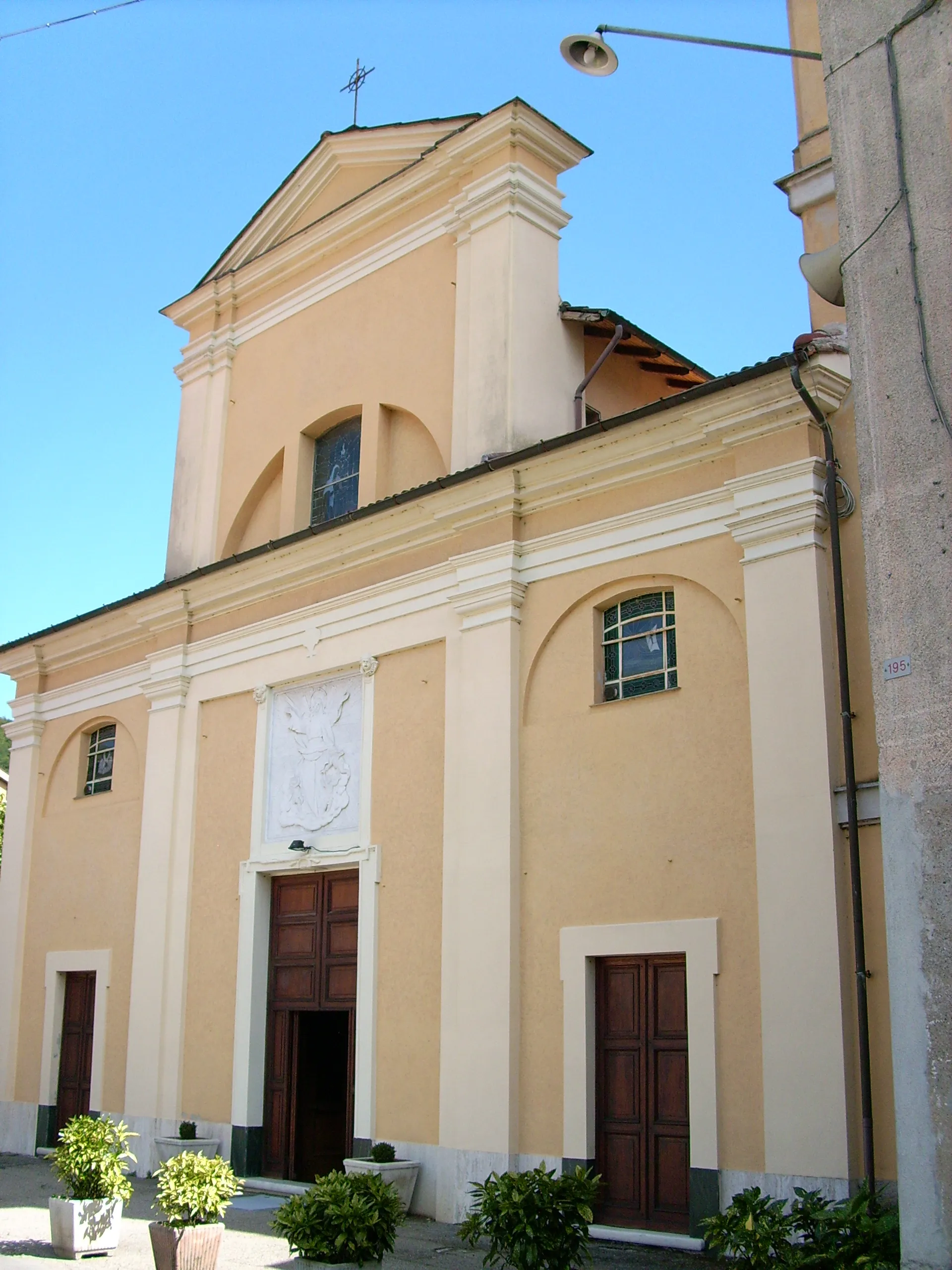Photo showing: Pieve di santa Maria presso Borgo Fornari (Ronco Scrivia), Liguria, Italia.